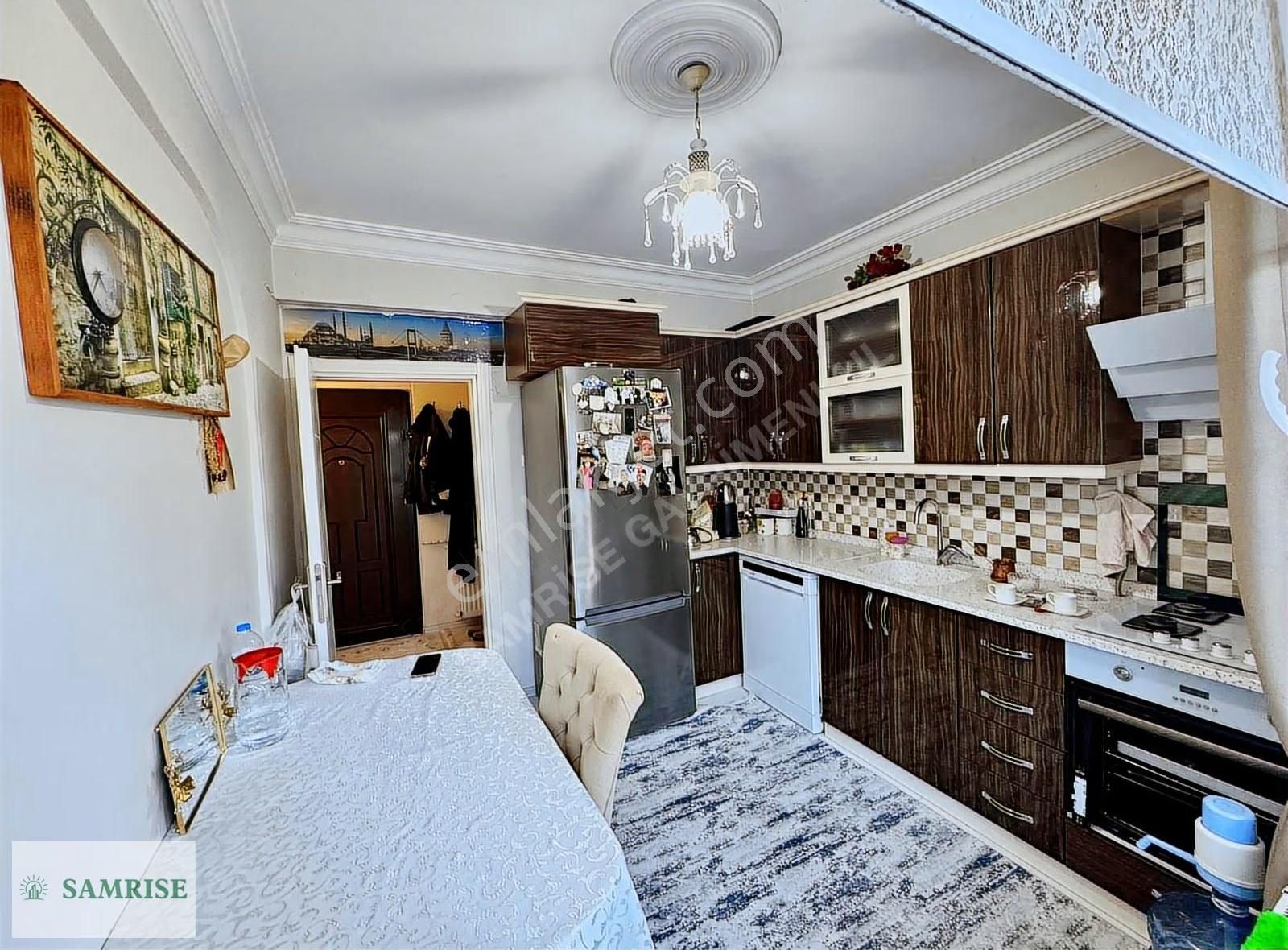 Bahçelievler Mahallesinde Deniz Manzaralı 3+1 Dubleks Daire - Görsel 2