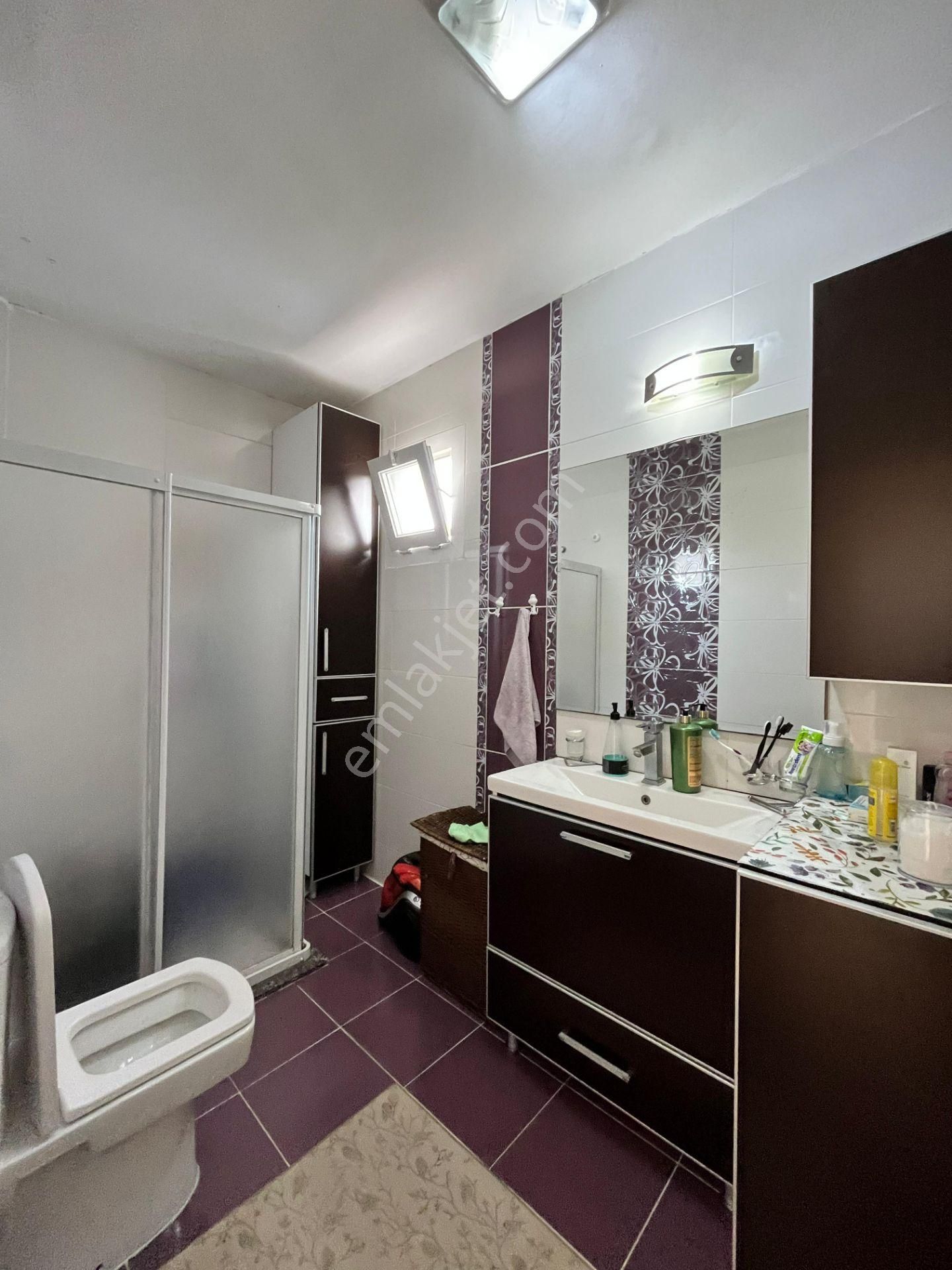 Sığacık Girlen'de Müstakil Bahçeli Satılık 4+1 Villa - Görsel 18