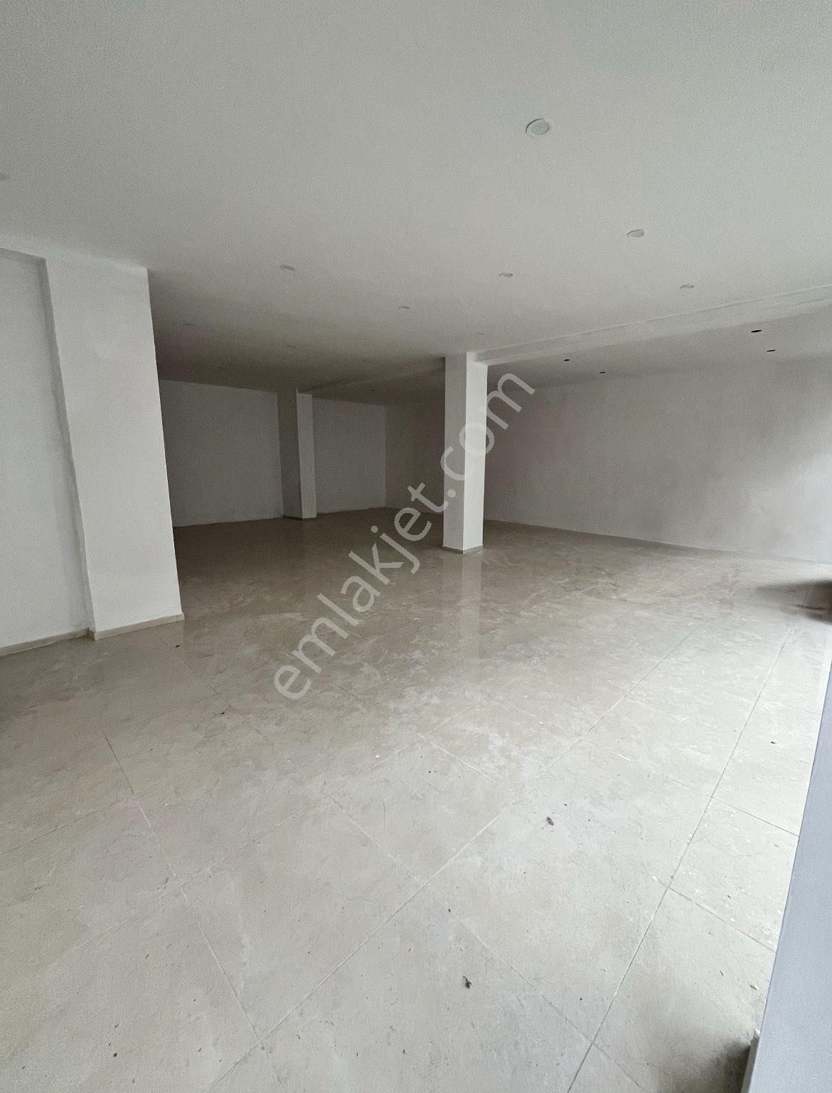 Güvercintepe Meydan Satılık Dükkan - Görsel 5