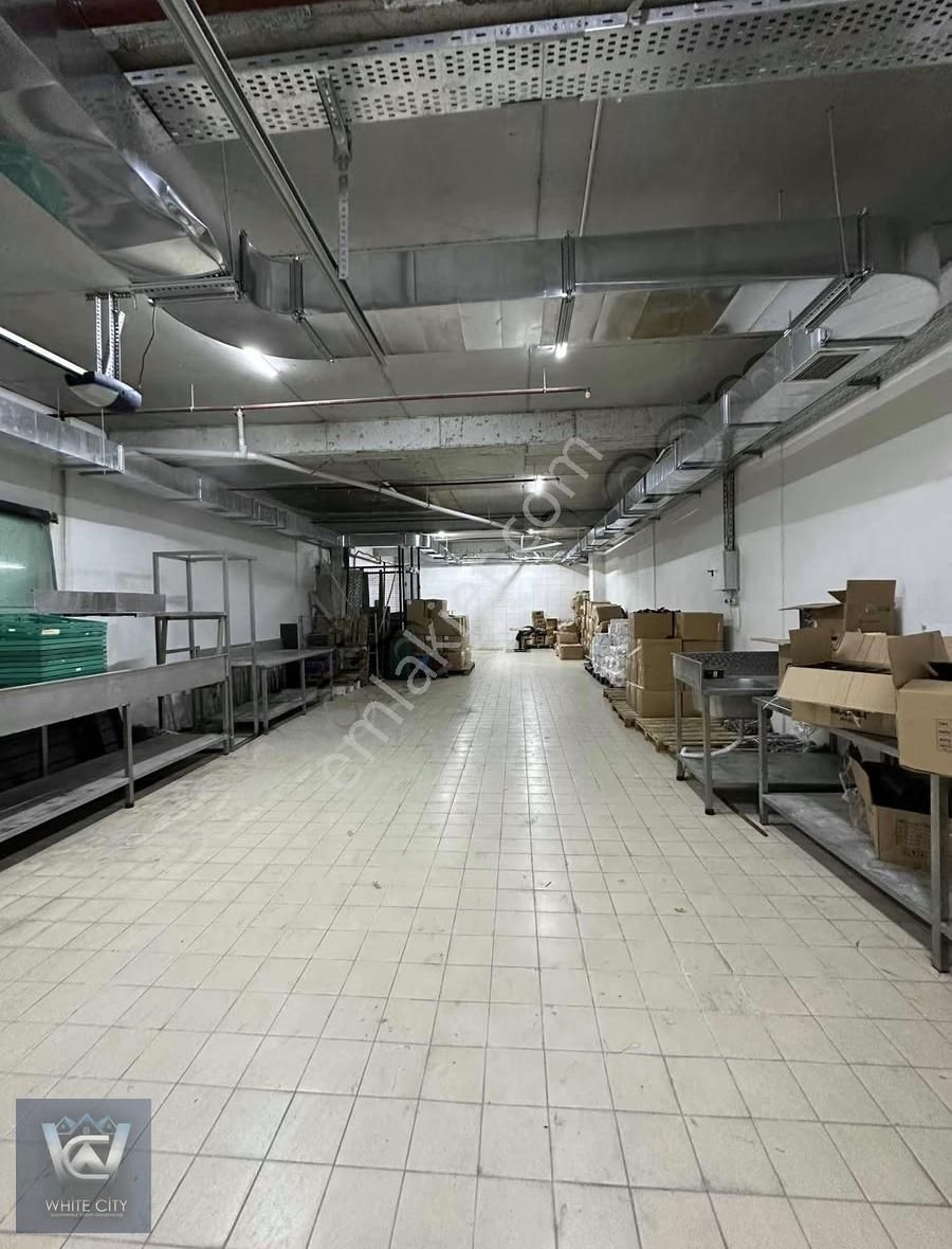 The İstanbul Veliefendi, Ana Cadde Üzerinde, 4 Katlı, 640 M2 - Görsel 22