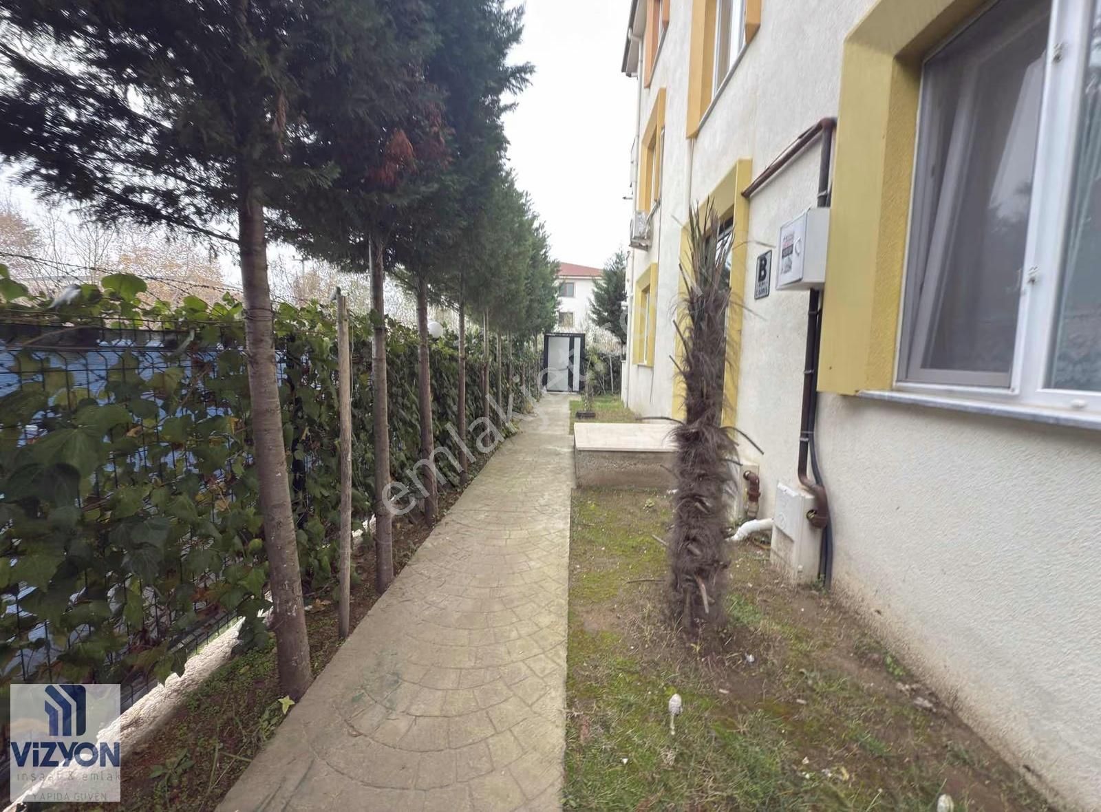 Karasu Yenimahallede Havuz Cephe Eşyalı 2+1 Doğalgazlı Daire - Görsel 11