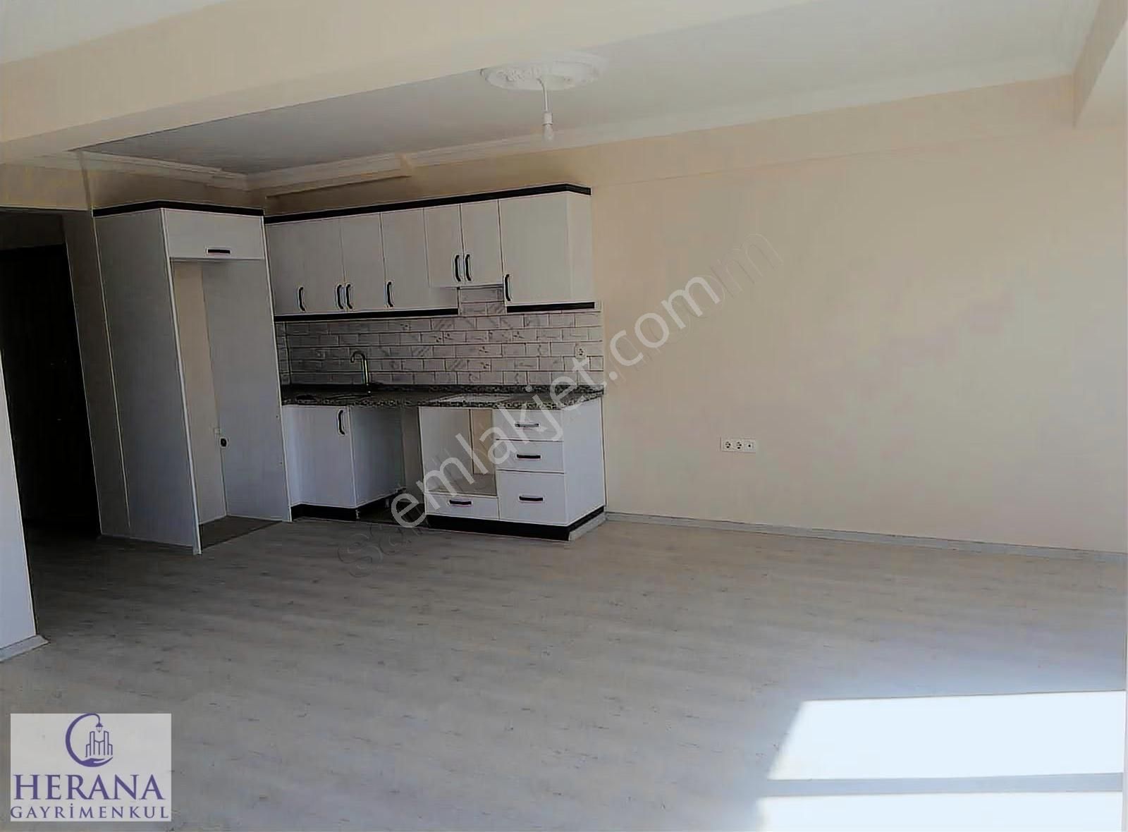 Fethiye Pazaryerin Nde Merkezi Lokasyonda Satılık Geniş 2+1 Dbls - Görsel 3
