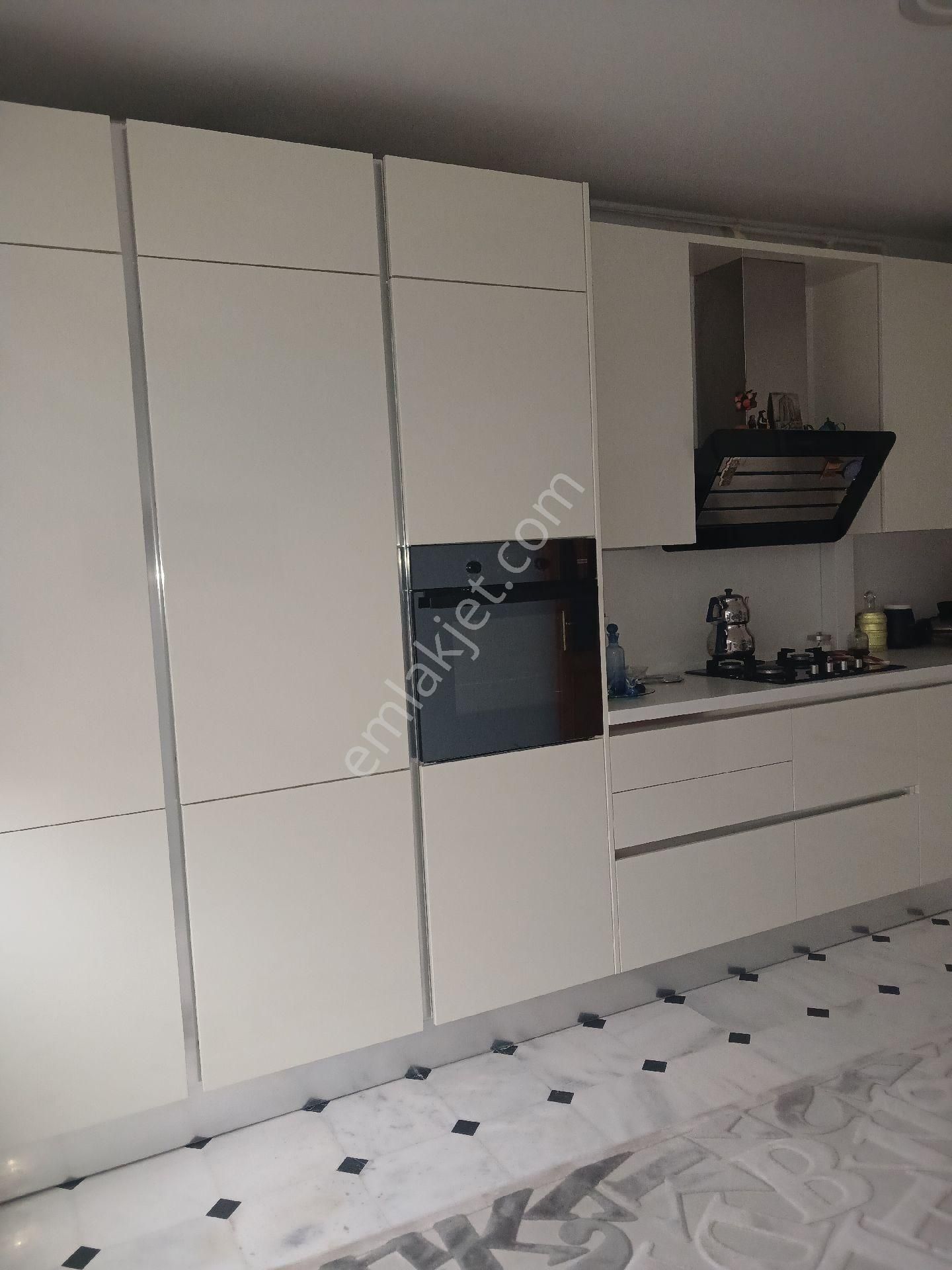 Sarıyer Merkezde 4+1 Eşyalı Kiralık Daire - Görsel 7
