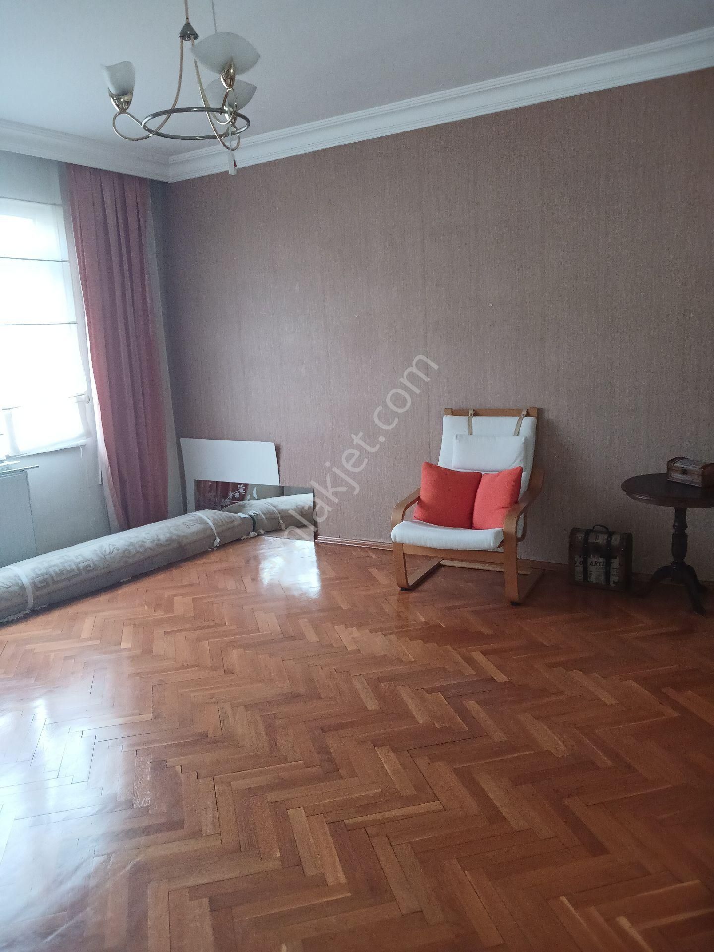 Sarıyer Merkezde 4+1 Eşyalı Kiralık Daire - Görsel 23