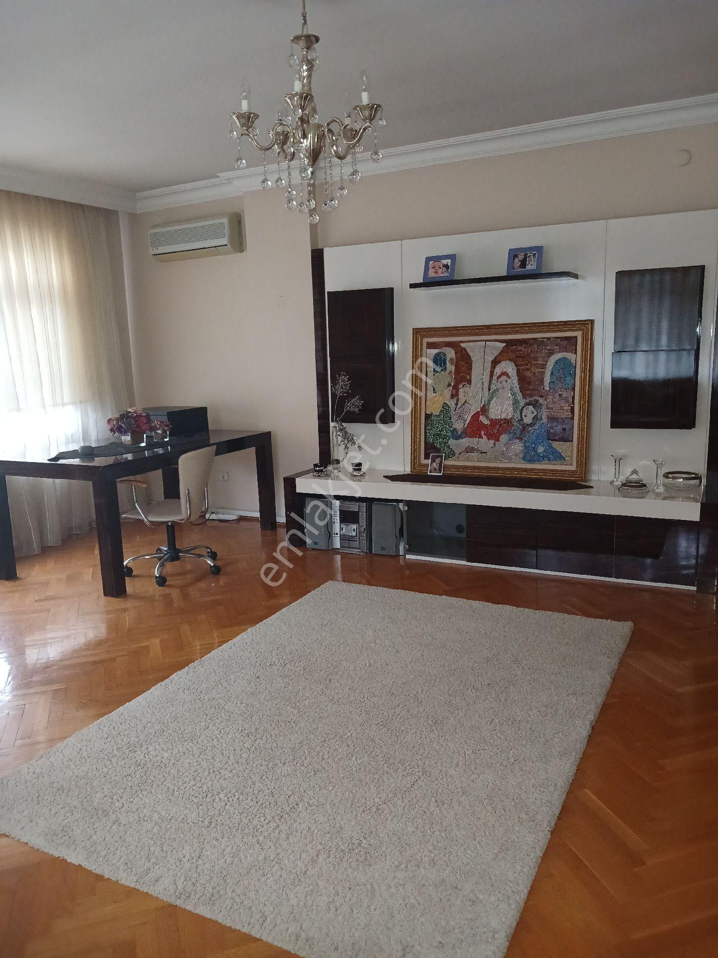 Sarıyer Merkezde 4+1 Eşyalı Kiralık Daire - Görsel 2
