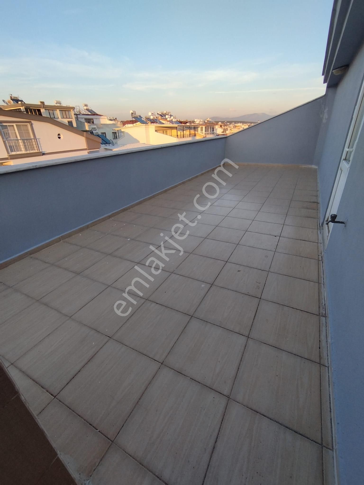 Didimde Merkezi Konumda 3+1 Dubleks Daire - Görsel 13