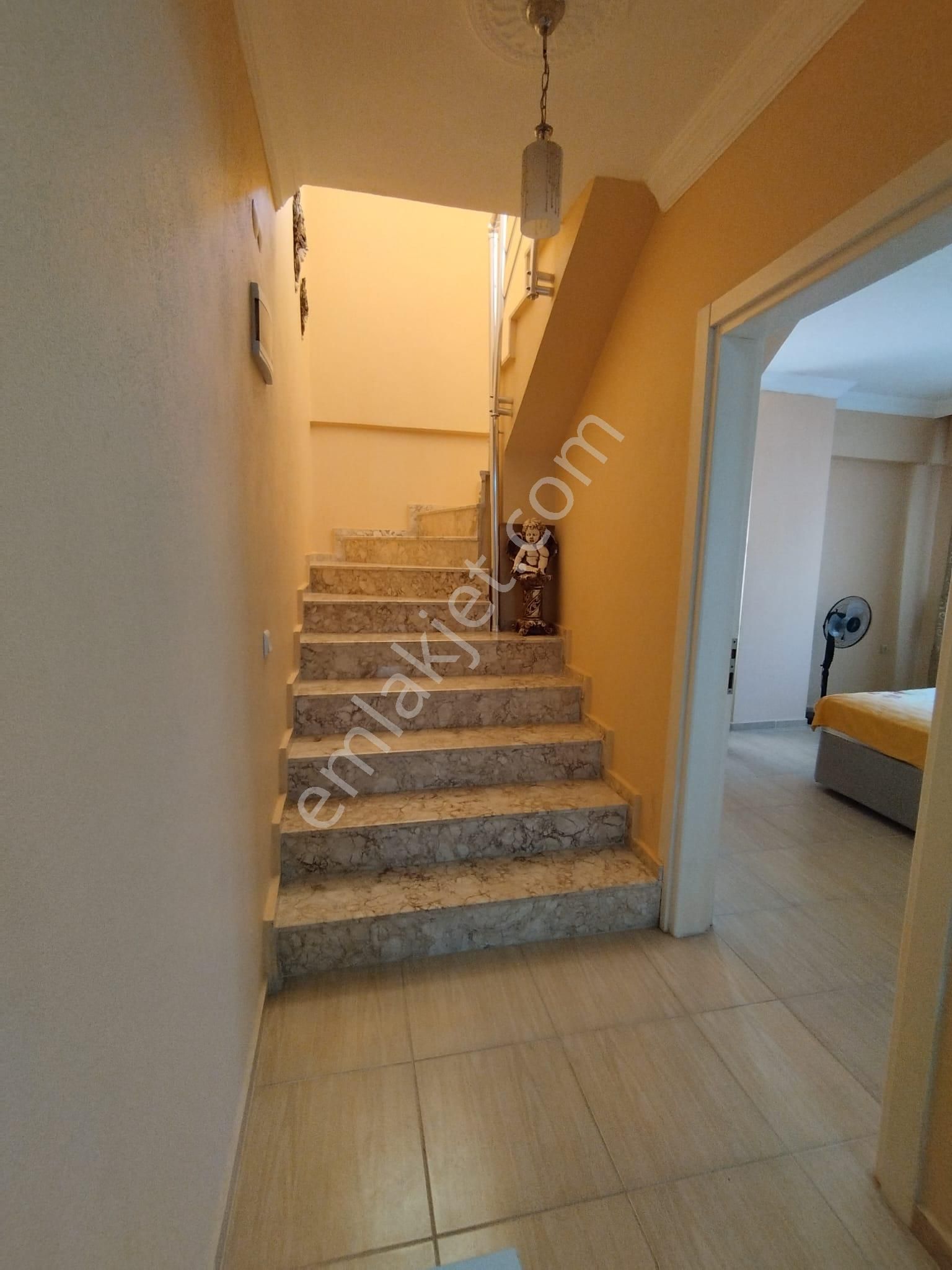 Didimde Merkezi Konumda 3+1 Dubleks Daire - Görsel 6