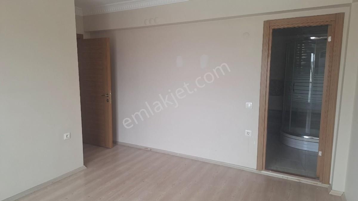 Güven Mah. Kapalı Mutfak, Ebeveyn Banyolu 3+1 Kiralık Daire - Görsel 16