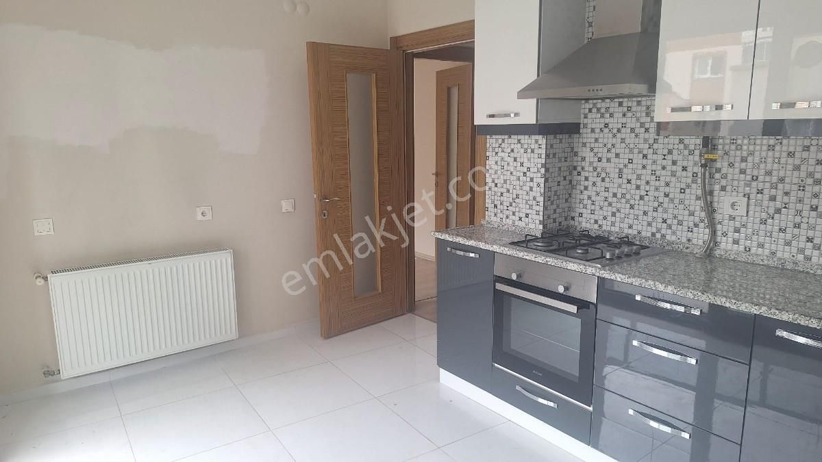 Güven Mah. Kapalı Mutfak, Ebeveyn Banyolu 3+1 Kiralık Daire - Görsel 25