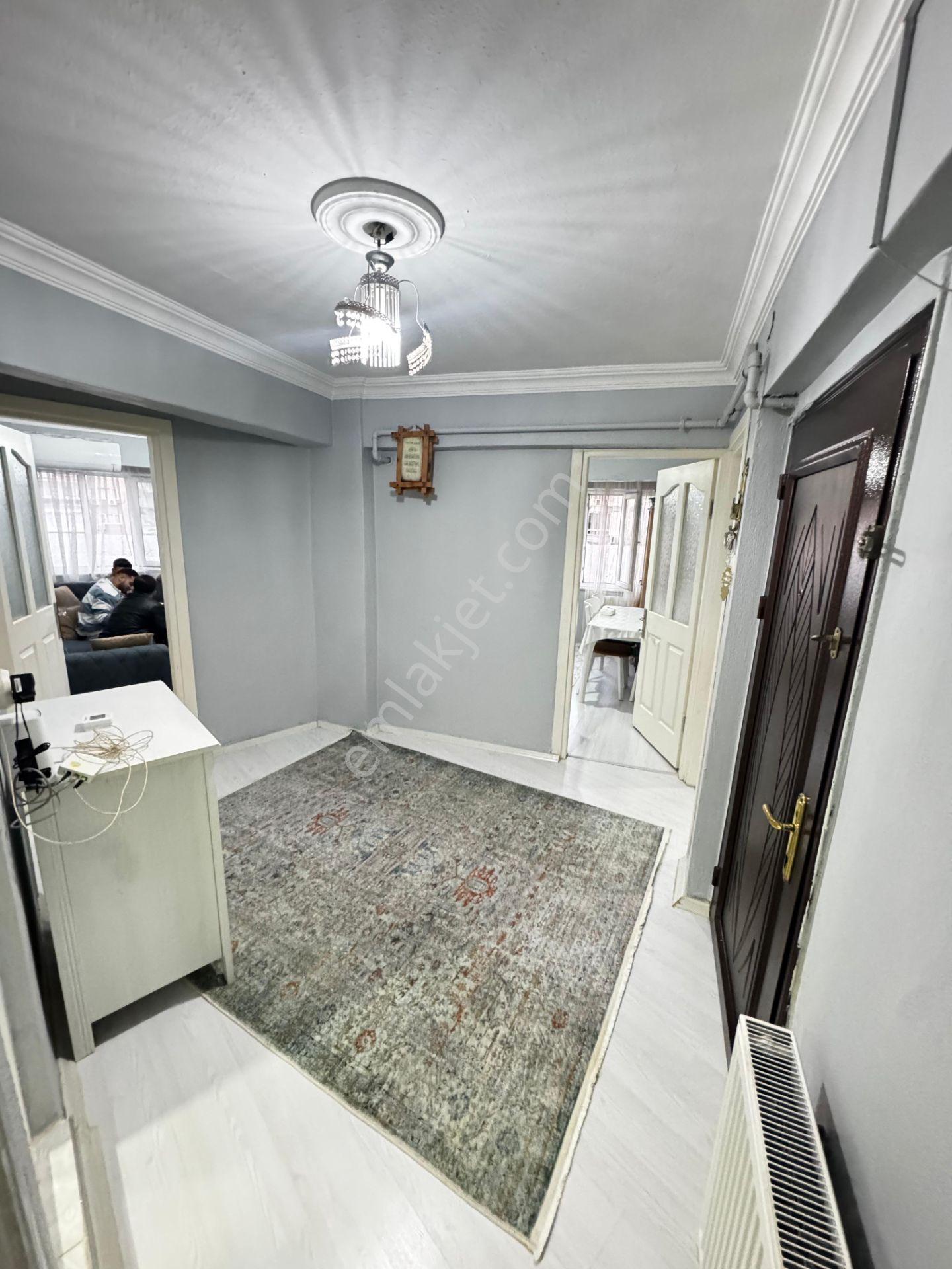 🏡sakarya Mahallesi🏡 ✅3+1 M2 120 5 Katlının 1 Katı ❇️ Özelikli Köşe Daire Arakat - Görsel 2