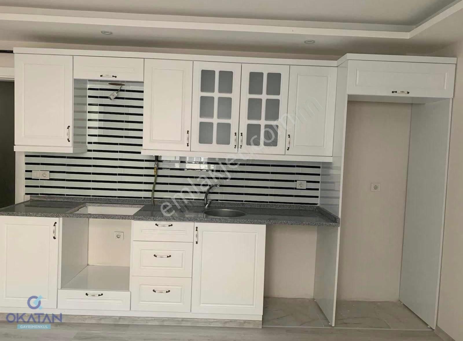 Muradiyede Memur Kiracılı Yatırımlık Kupon Daire