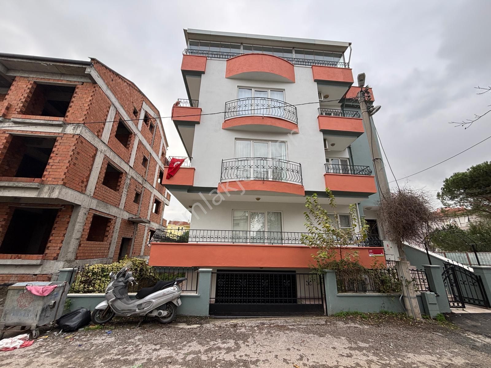 Cb King'den Balıkesir Paşaalanı Mah.de Geniş 2+1 Kiralık Daire