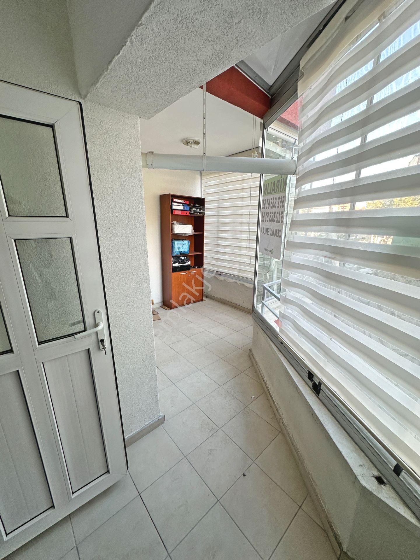Aşıkveysel Mahallesinde Ön Cephede Geniş 2+1 Kiralık Daire - Görsel 15