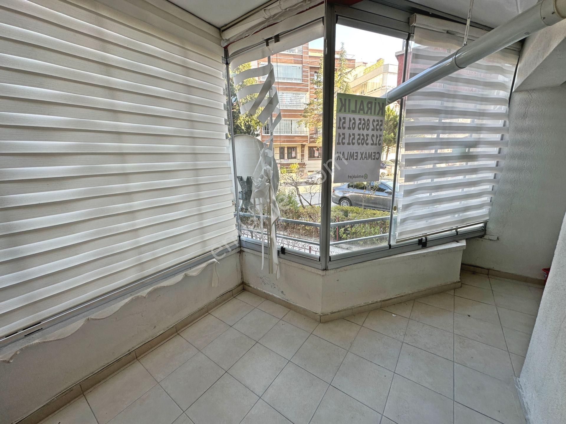 Aşıkveysel Mahallesinde Ön Cephede Geniş 2+1 Kiralık Daire - Görsel 16