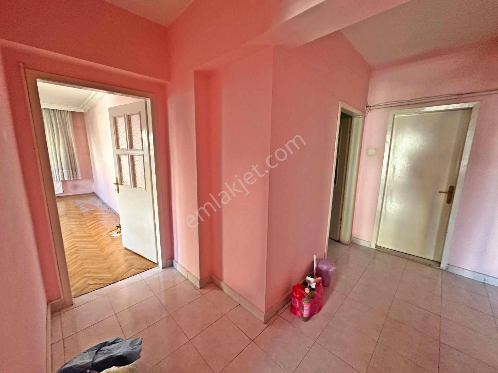 Aşıkveysel Mahallesinde Ön Cephede Geniş 2+1 Kiralık Daire - Görsel 7