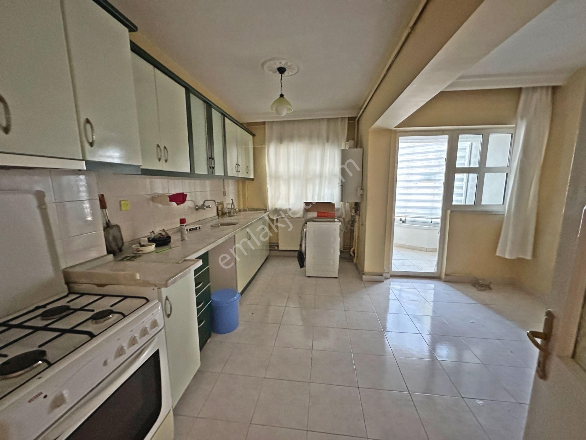 Aşıkveysel Mahallesinde Ön Cephede Geniş 2+1 Kiralık Daire - Görsel 22