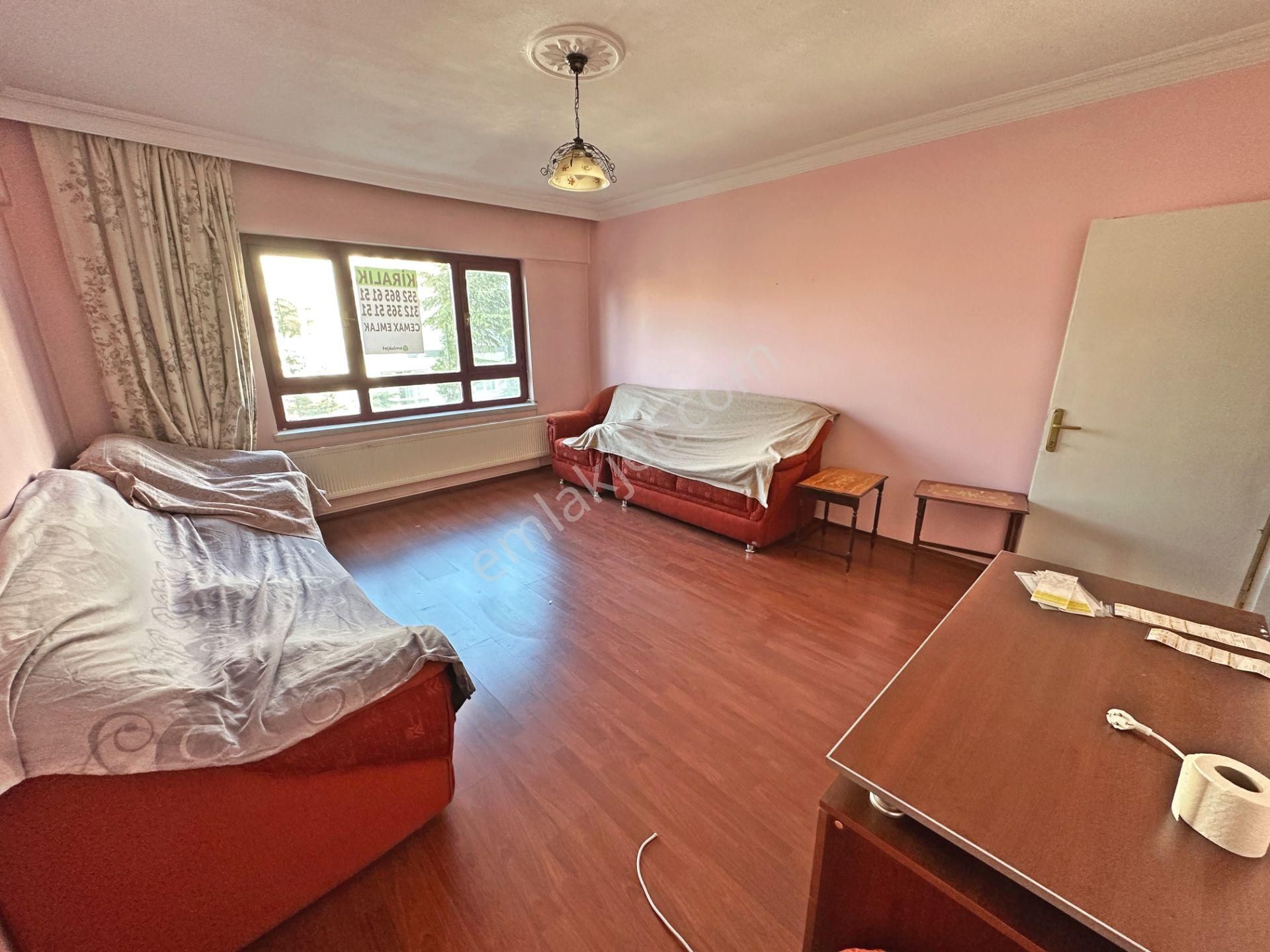 Aşıkveysel Mahallesinde Ön Cephede Geniş 2+1 Kiralık Daire - Görsel 9