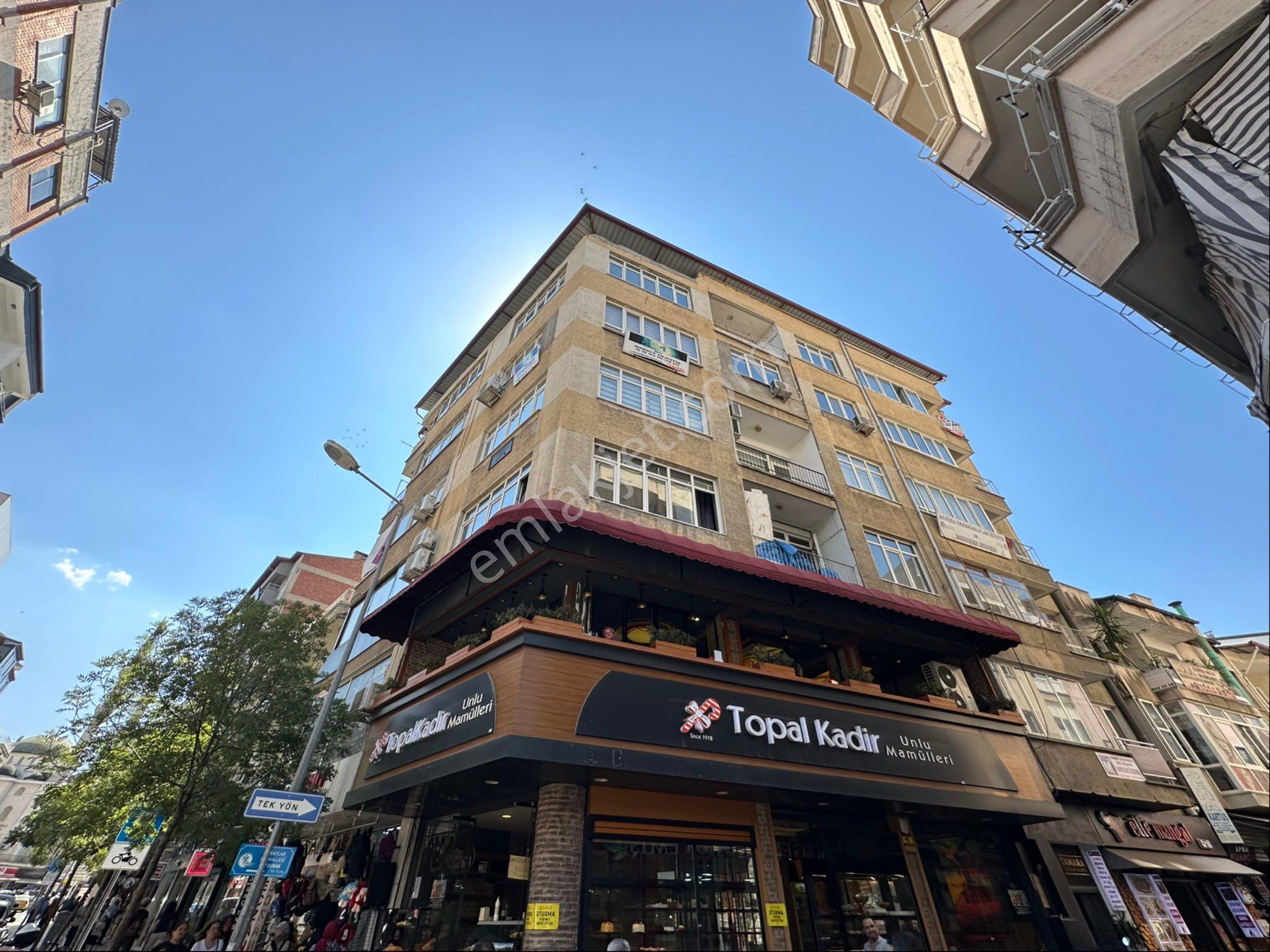 Denizli Merkezefendi Saraylar 2+1 Satılık Ofis