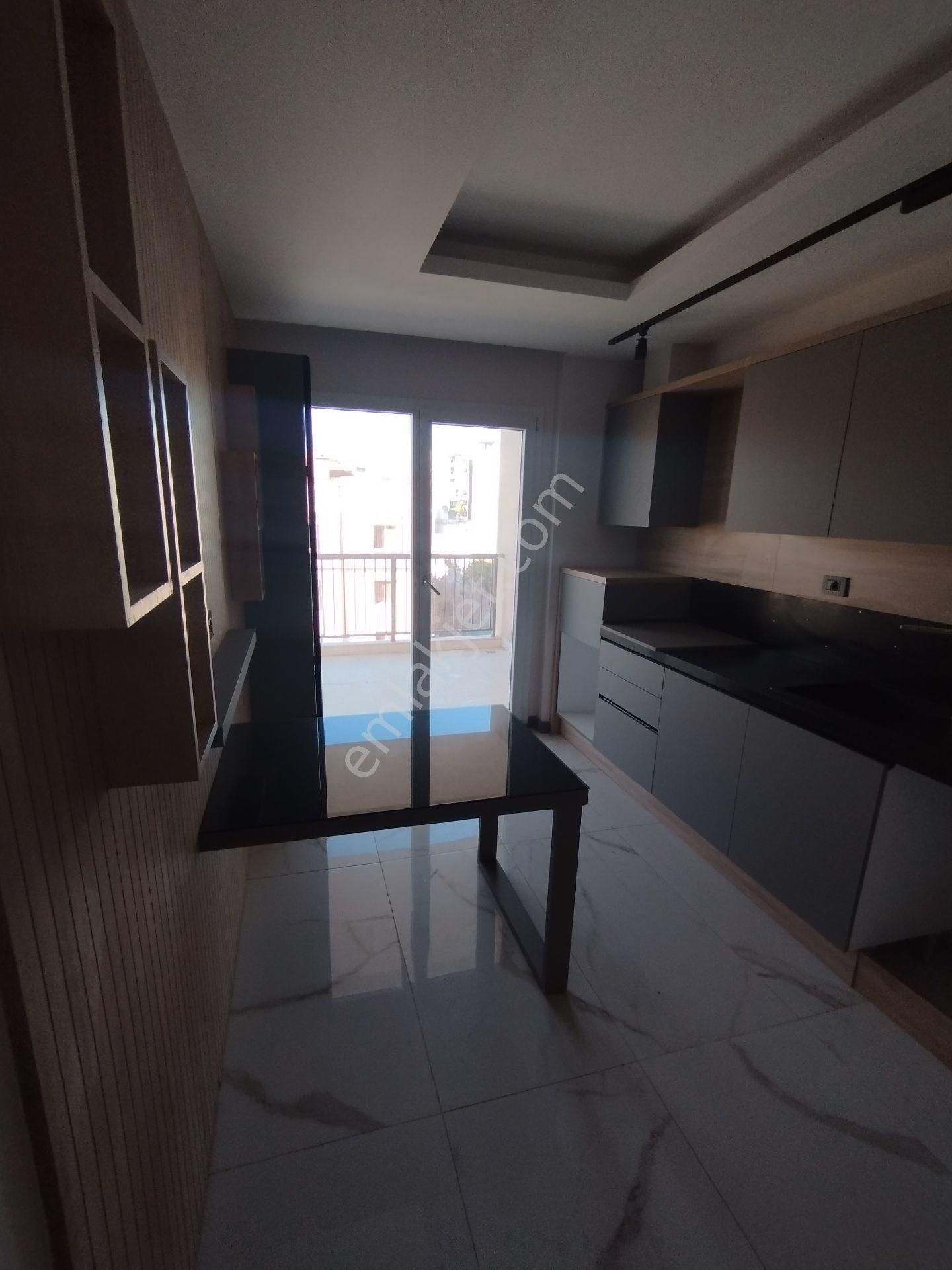 Ege Mah.de Satılık Havuzlu Site İçinde Sıfır 3+1 Daire - Görsel 9