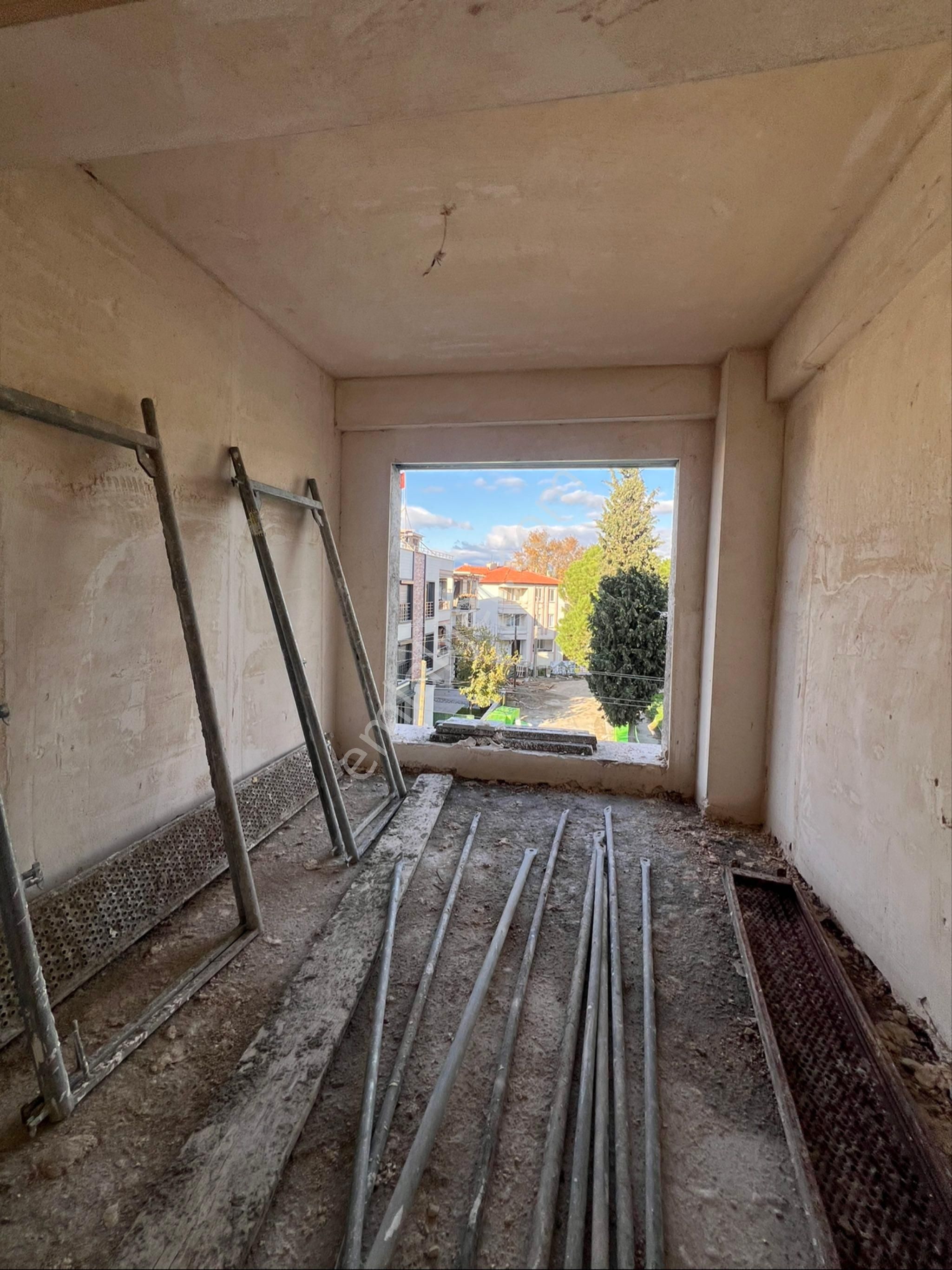 🔴 Bahçelievlerde Park Manzaralı 1+1 Ara Kat - Görsel 6