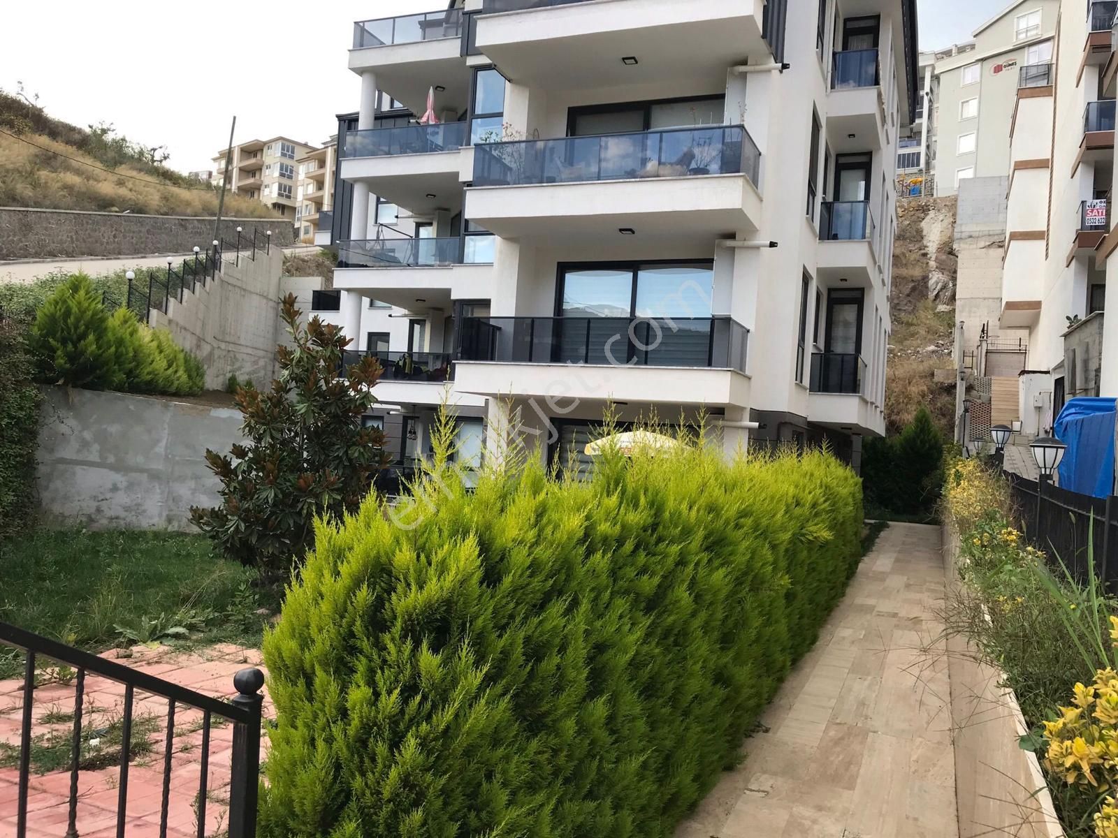 Rt Safirden Mudanya Halitpaşasa Da 2+1 Bahçe Katı Satılık Daire - Görsel 2