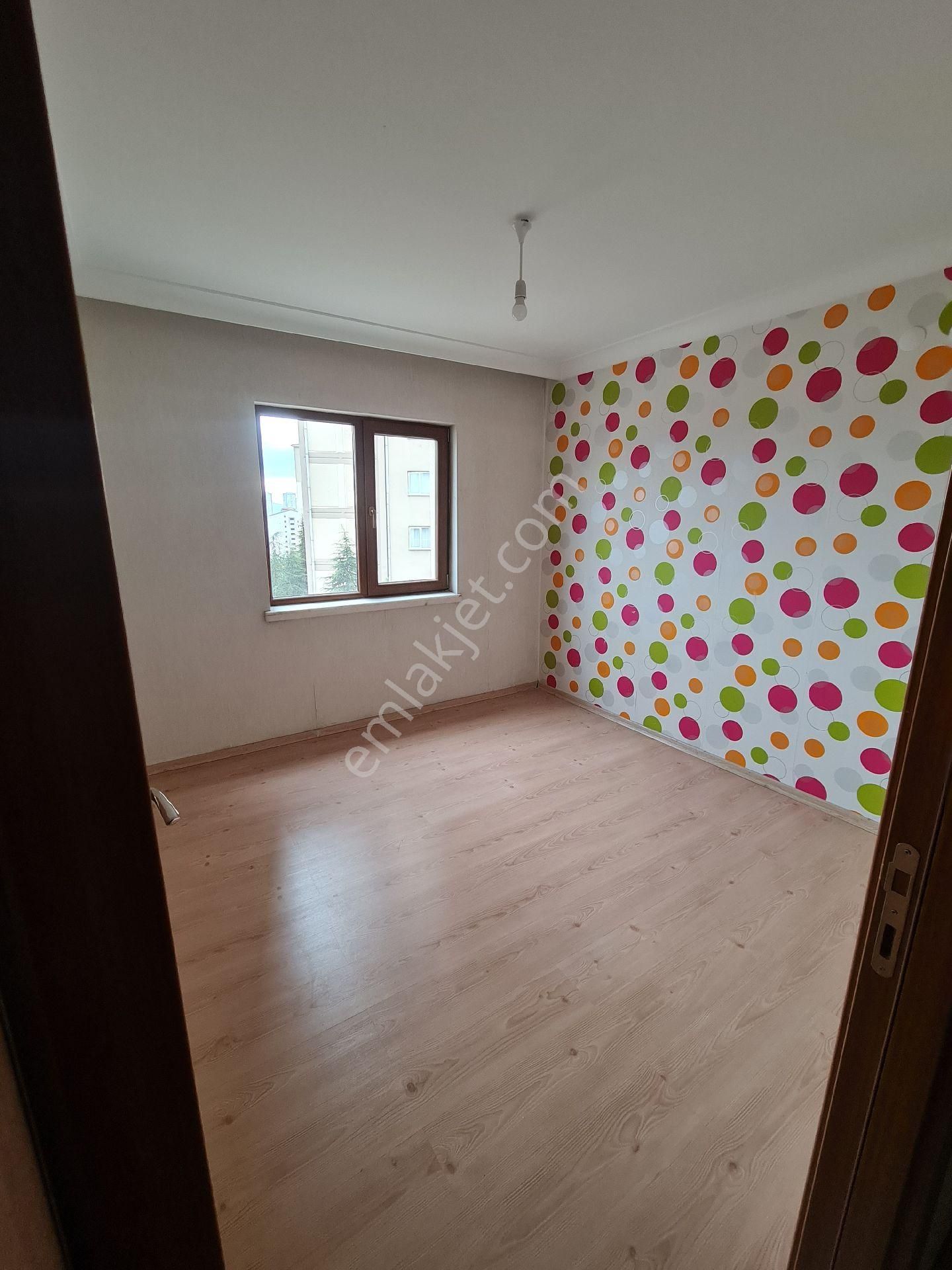 Site İçinde Ultra Lüks Yerden Isıtma Ebeveyn Banyolu 3+1 Kiralık Daire - Görsel 6