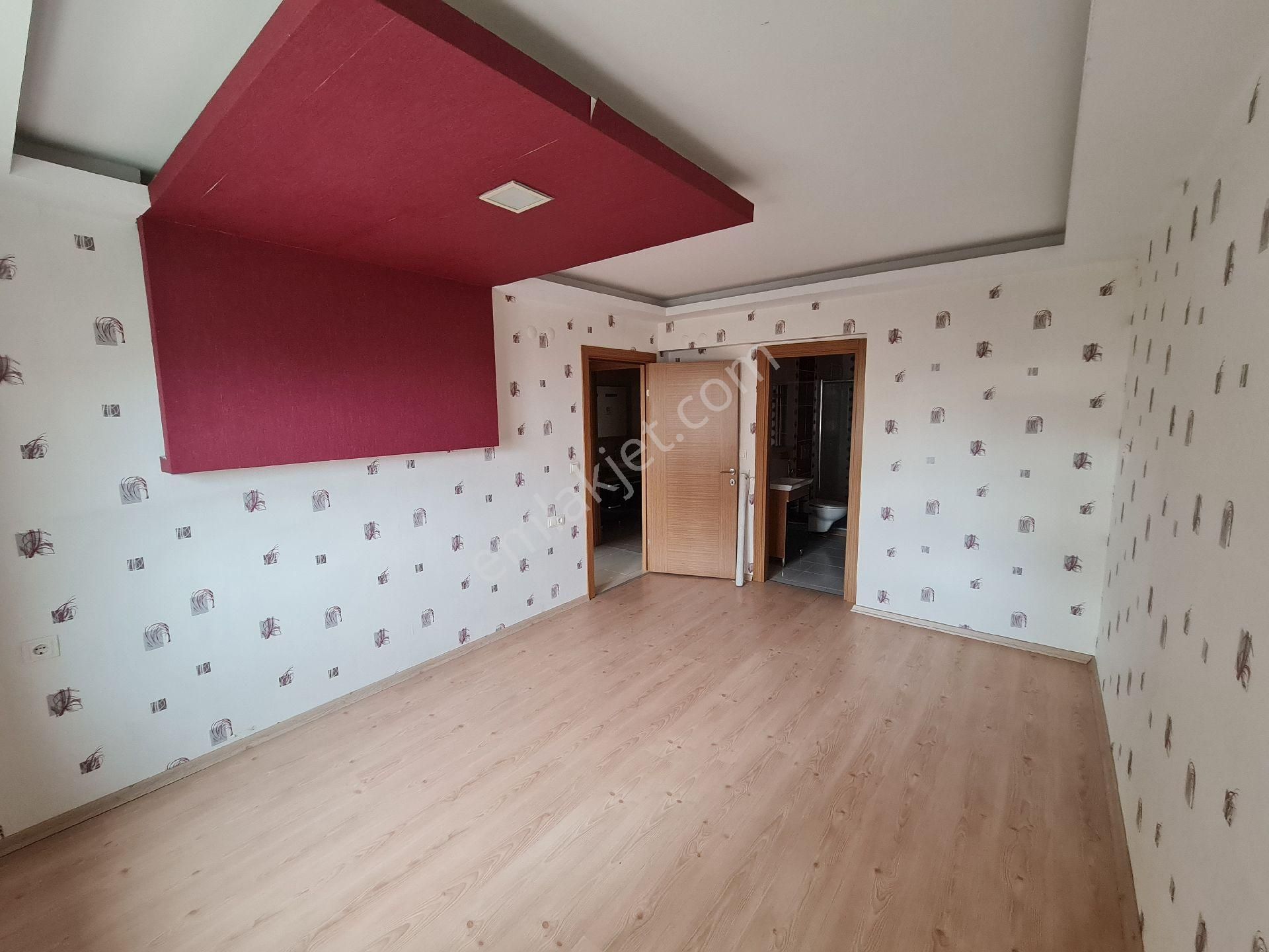 Site İçinde Ultra Lüks Yerden Isıtma Ebeveyn Banyolu 3+1 Kiralık Daire - Görsel 3