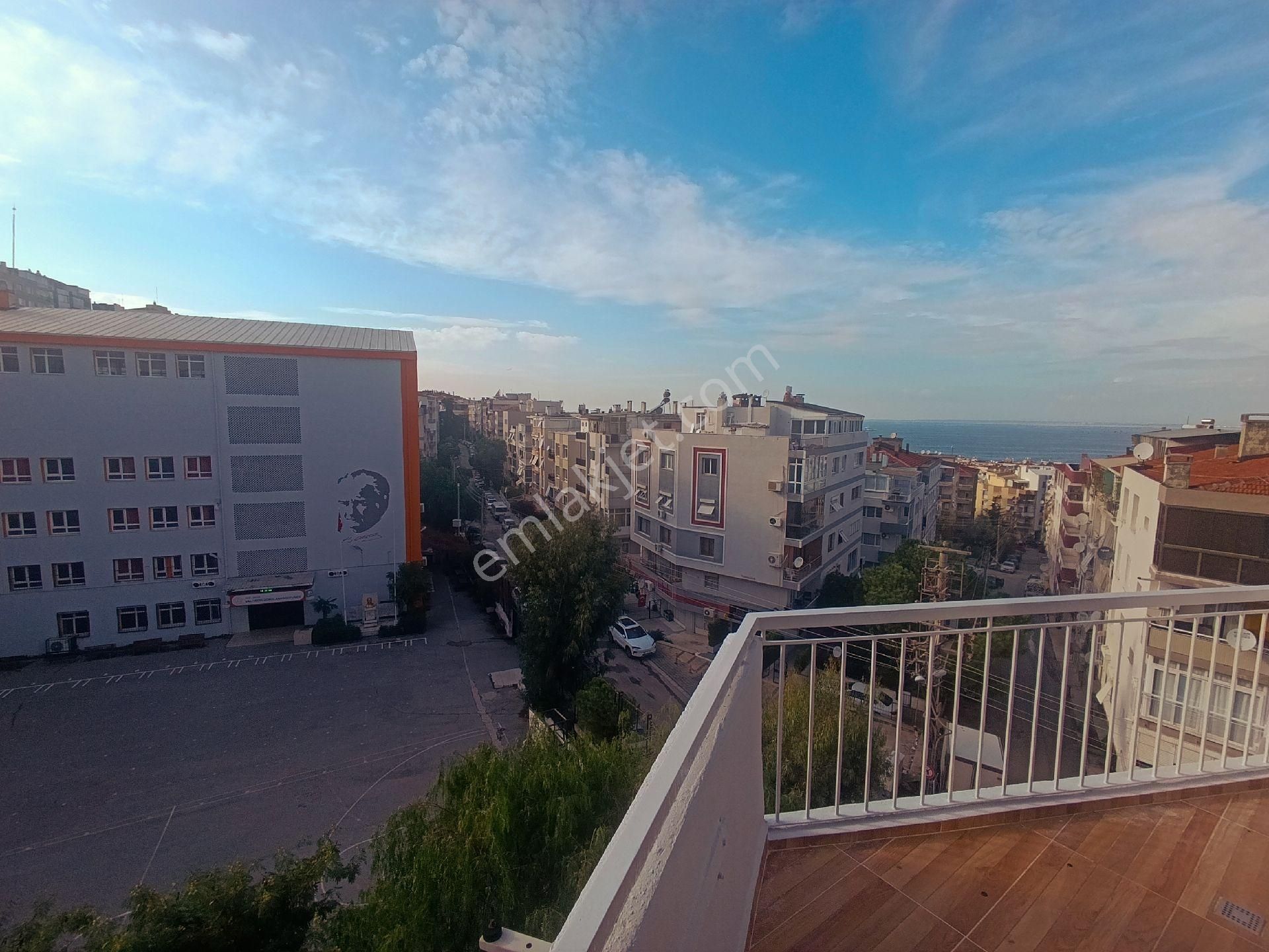 Deniz Manzaralı Lüx Konsept 3+1 130 M2 Ferah Daire - Görsel 21