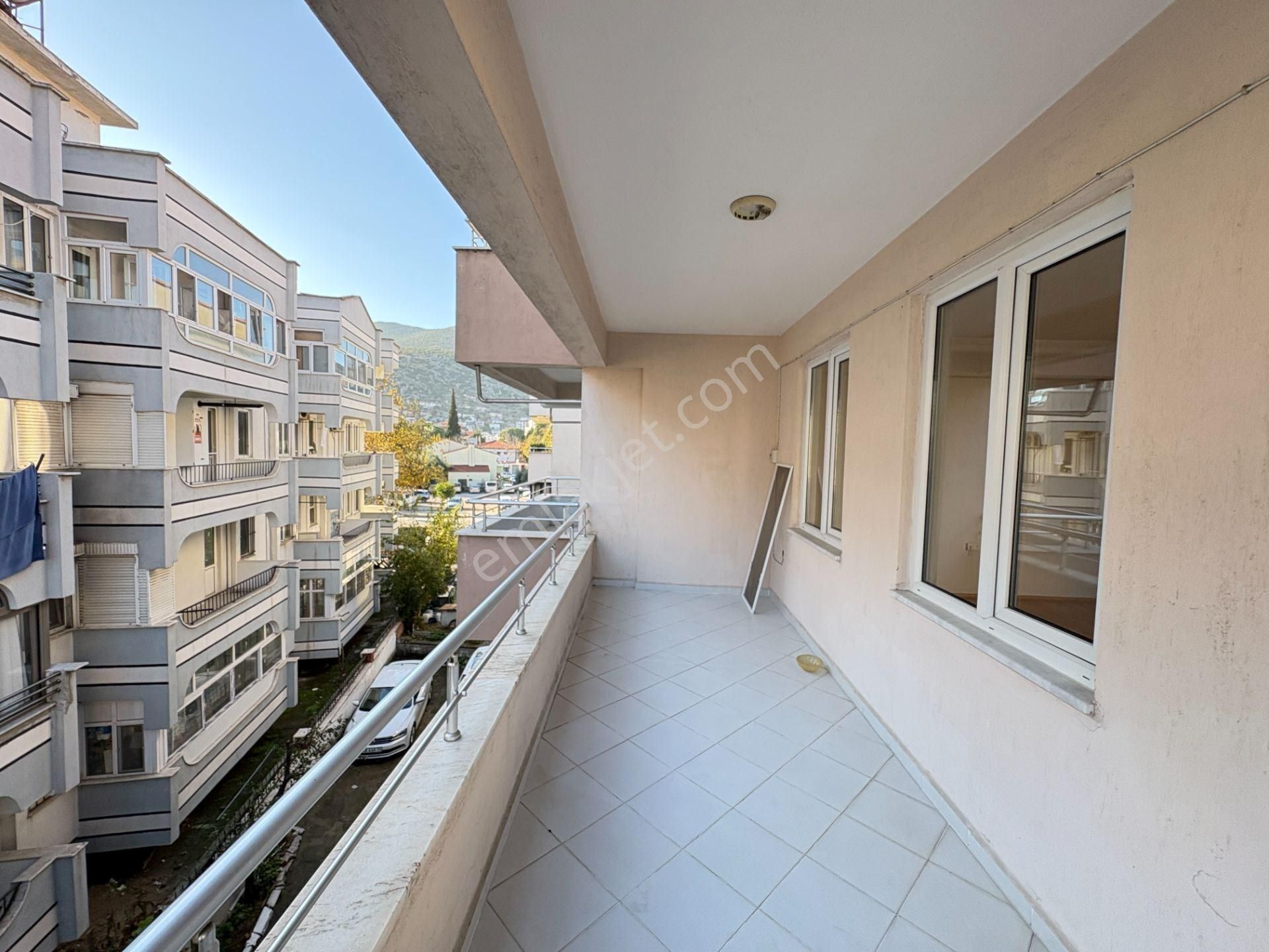 Milas Hayıtlı Mahallesinde 3+1 Doğalgazlı Kiralık Daire - Görsel 18