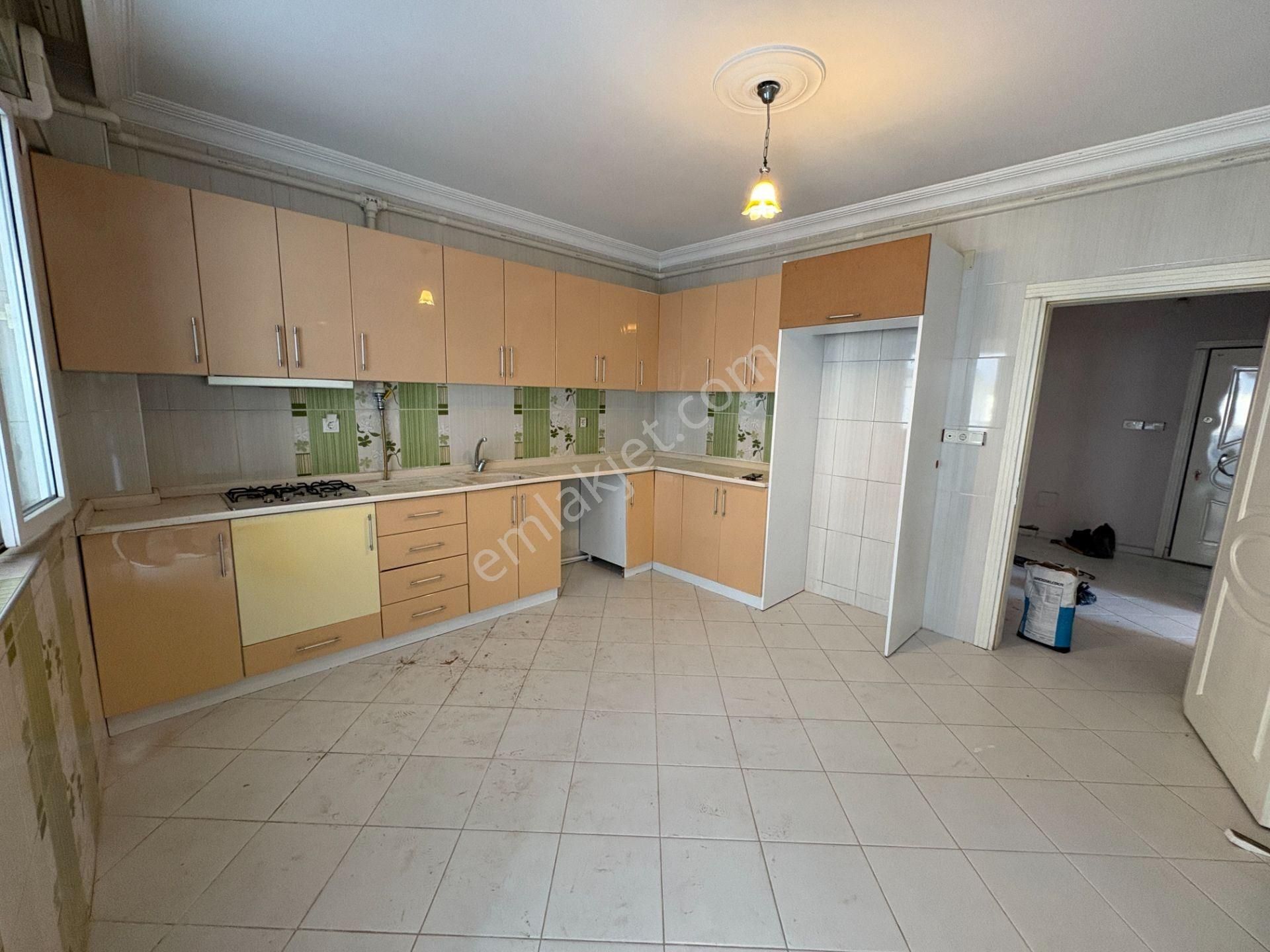 Milas Hayıtlı Mahallesinde 3+1 Doğalgazlı Kiralık Daire - Görsel 8