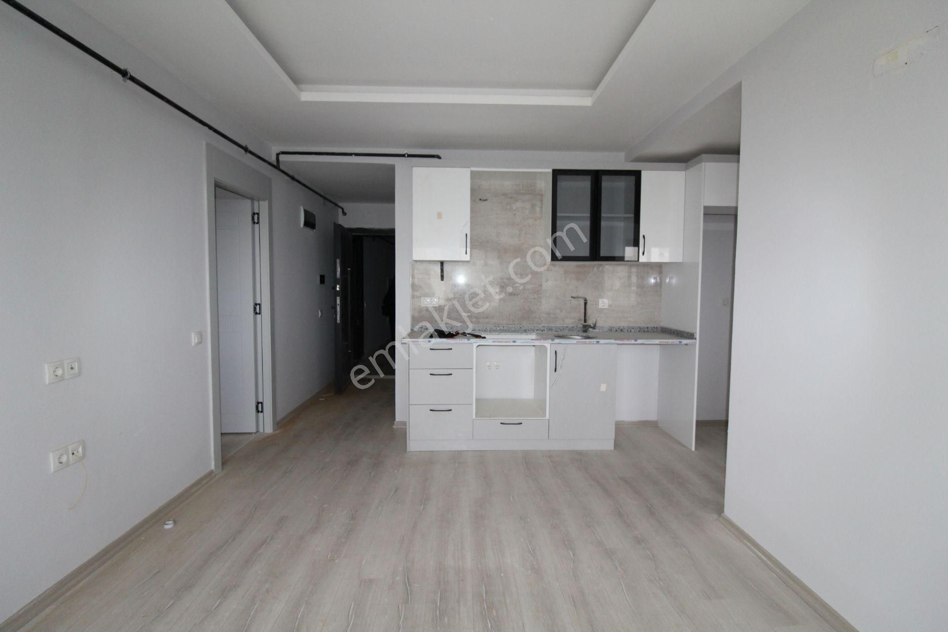 Aslan'dan Deniz Mah. Havuzlu Site İçi Satılık Cazip 2+1 - Görsel 2