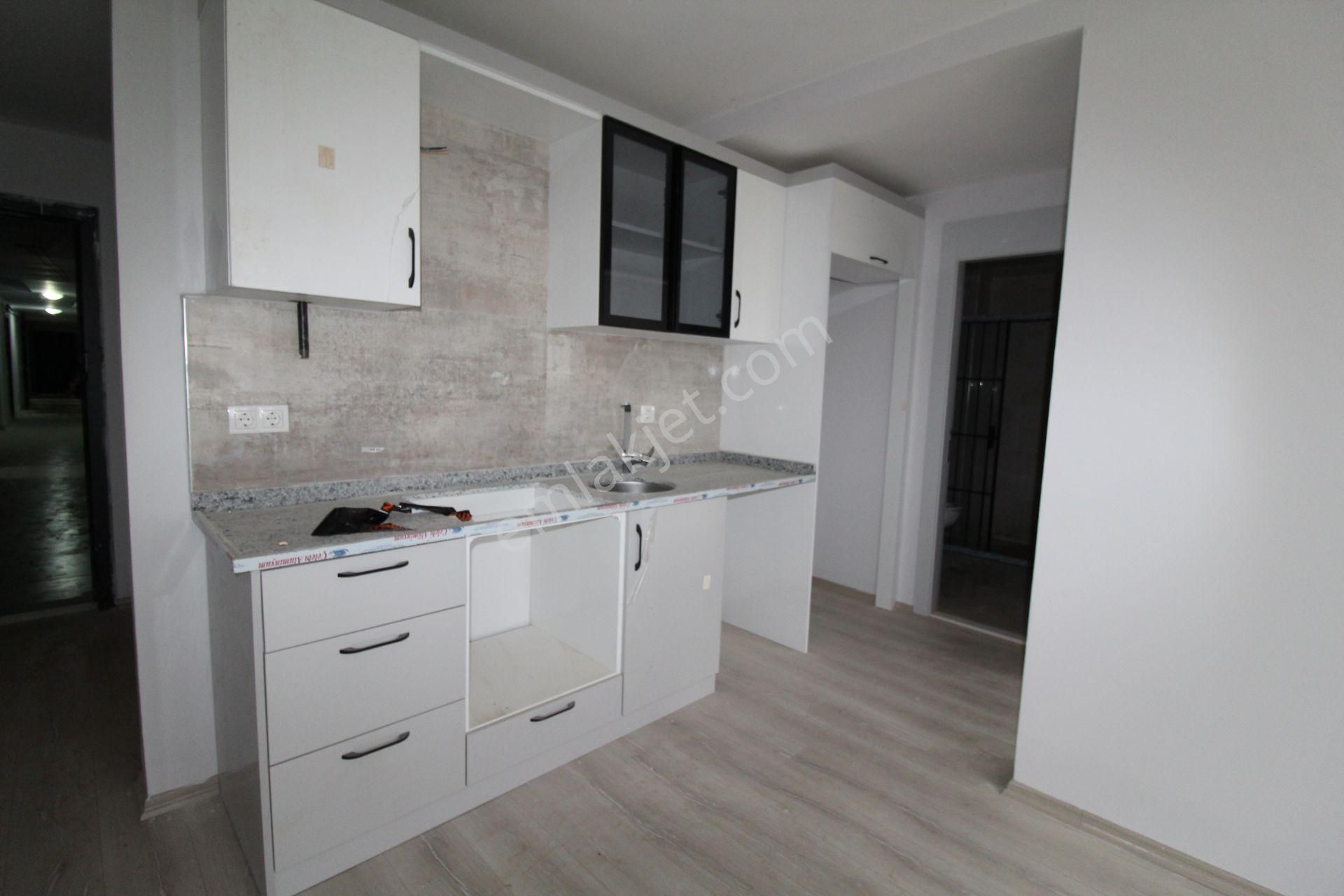 Aslan'dan Deniz Mah. Havuzlu Site İçi Satılık Cazip 2+1 - Görsel 4