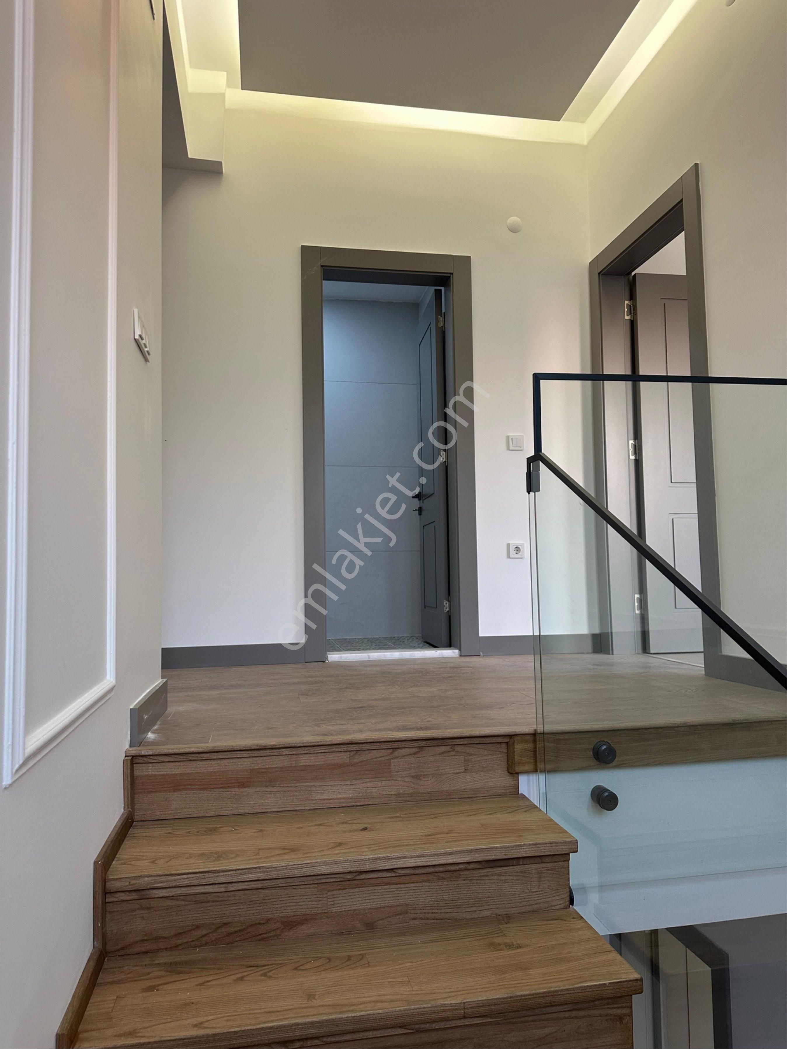 Davutlar'da 4+1 Havuzlu Modern Tasarım Müstakil Villa!!! - Görsel 21