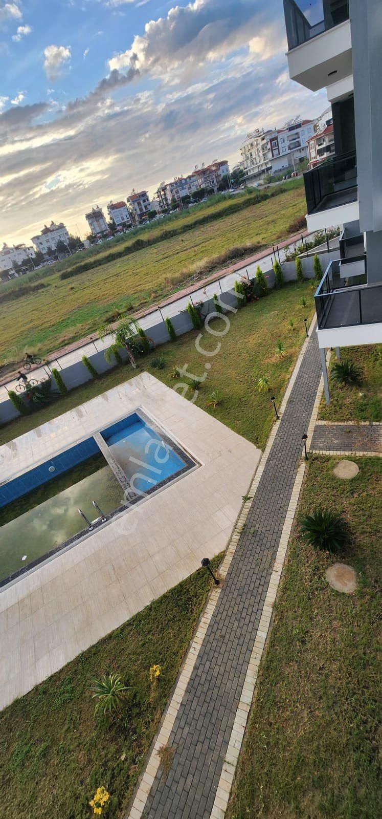 Ilıcada Havuzlu Site İçerisinde Asansörlü Kiralık - Görsel 24