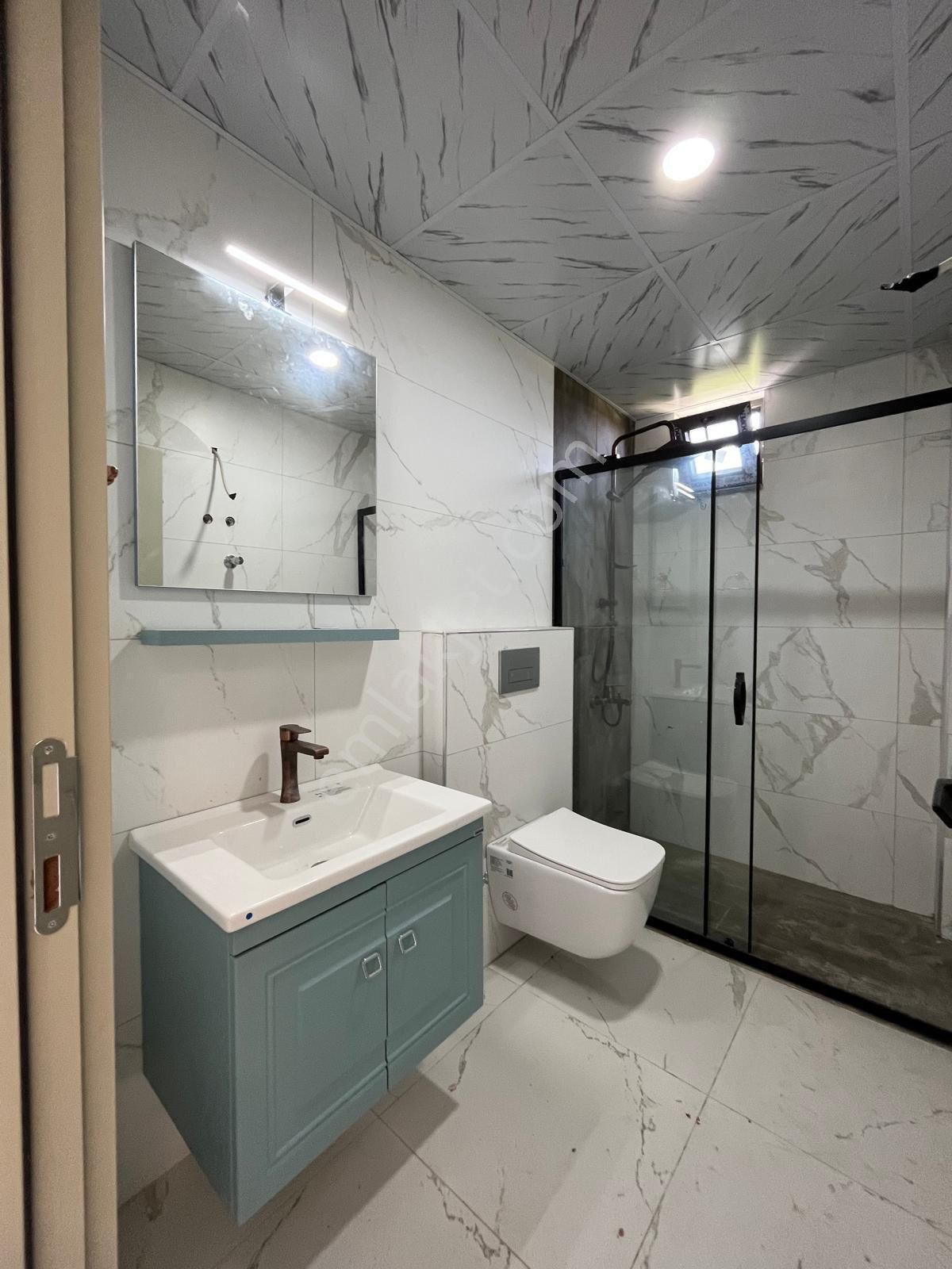 Ilıcada Havuzlu Site İçerisinde Asansörlü Kiralık - Görsel 7