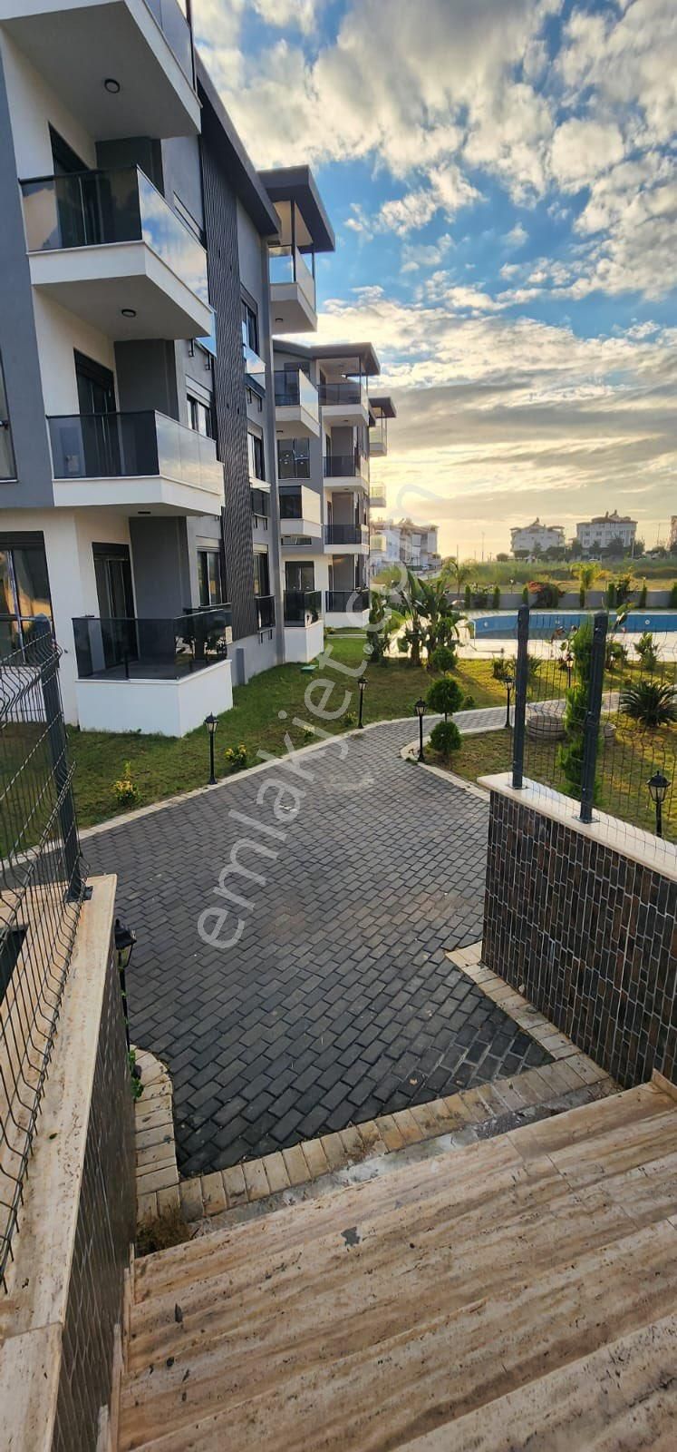 Ilıcada Havuzlu Site İçerisinde Asansörlü Kiralık - Görsel 32