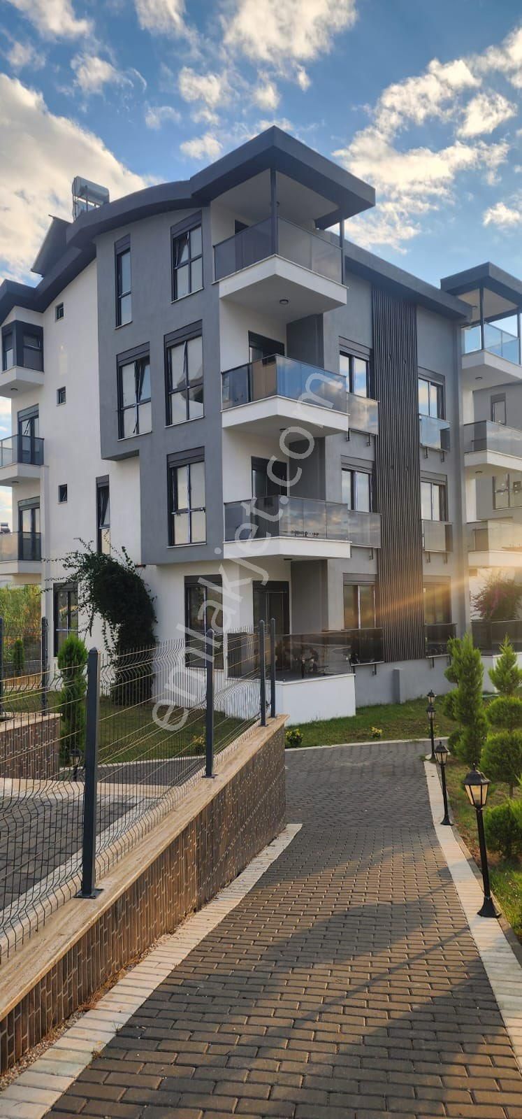 Ilıcada Havuzlu Site İçerisinde Asansörlü Kiralık - Görsel 28