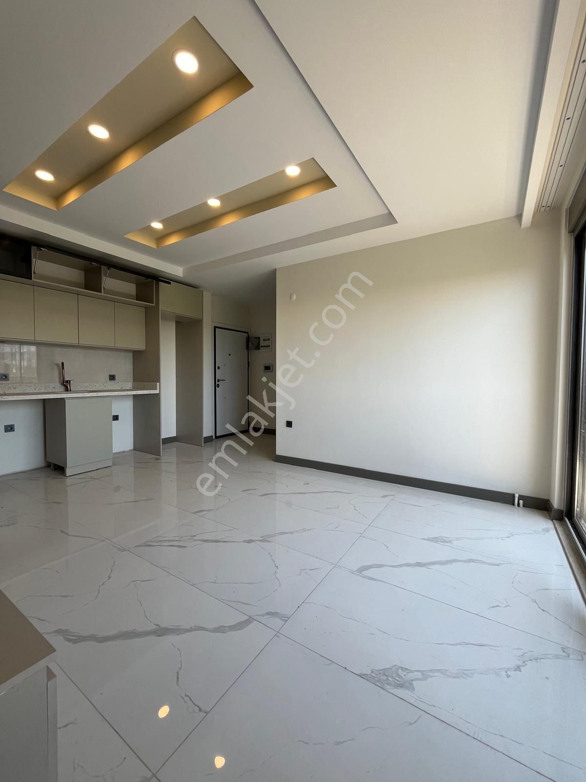 Ilıcada Havuzlu Site İçerisinde Asansörlü Kiralık - Görsel 12