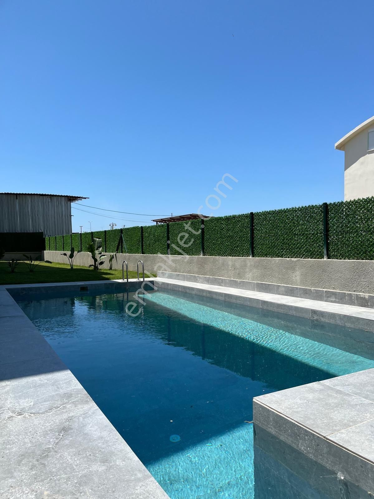 Ilıcada Havuzlu Site İçerisinde Asansörlü Kiralık - Görsel 5