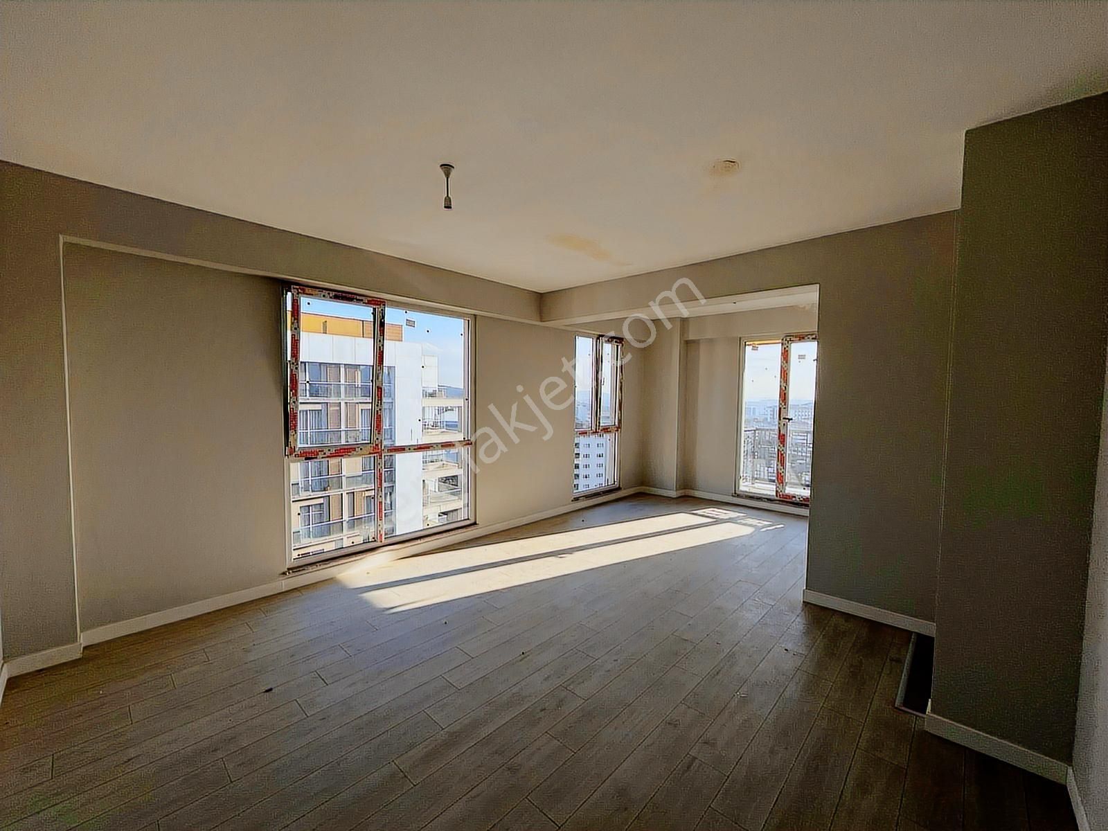 Pendik Yenişehir Hane Konut Premium Evlerinde Kiralık 3+1 Daire - Görsel 2
