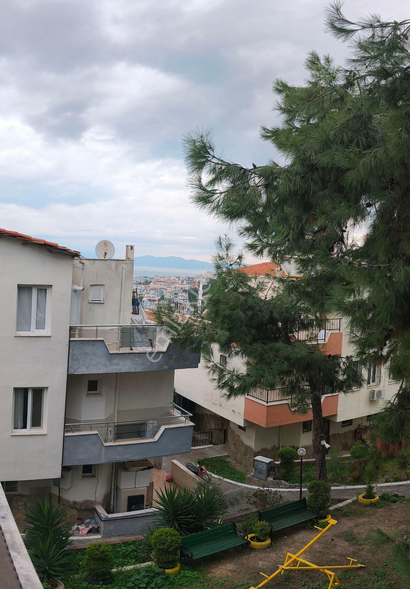 Kevser Alak’tan Kuşadası Merkez Havuzlu Sitede Satılık Villa - Görsel 18