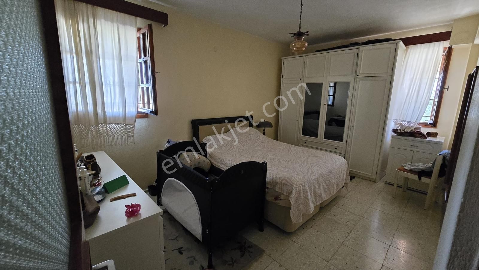 İzmir, Urla, Gülbahçe' De Muhteşem Konumlu 4+1 Satılık Villa - Görsel 16