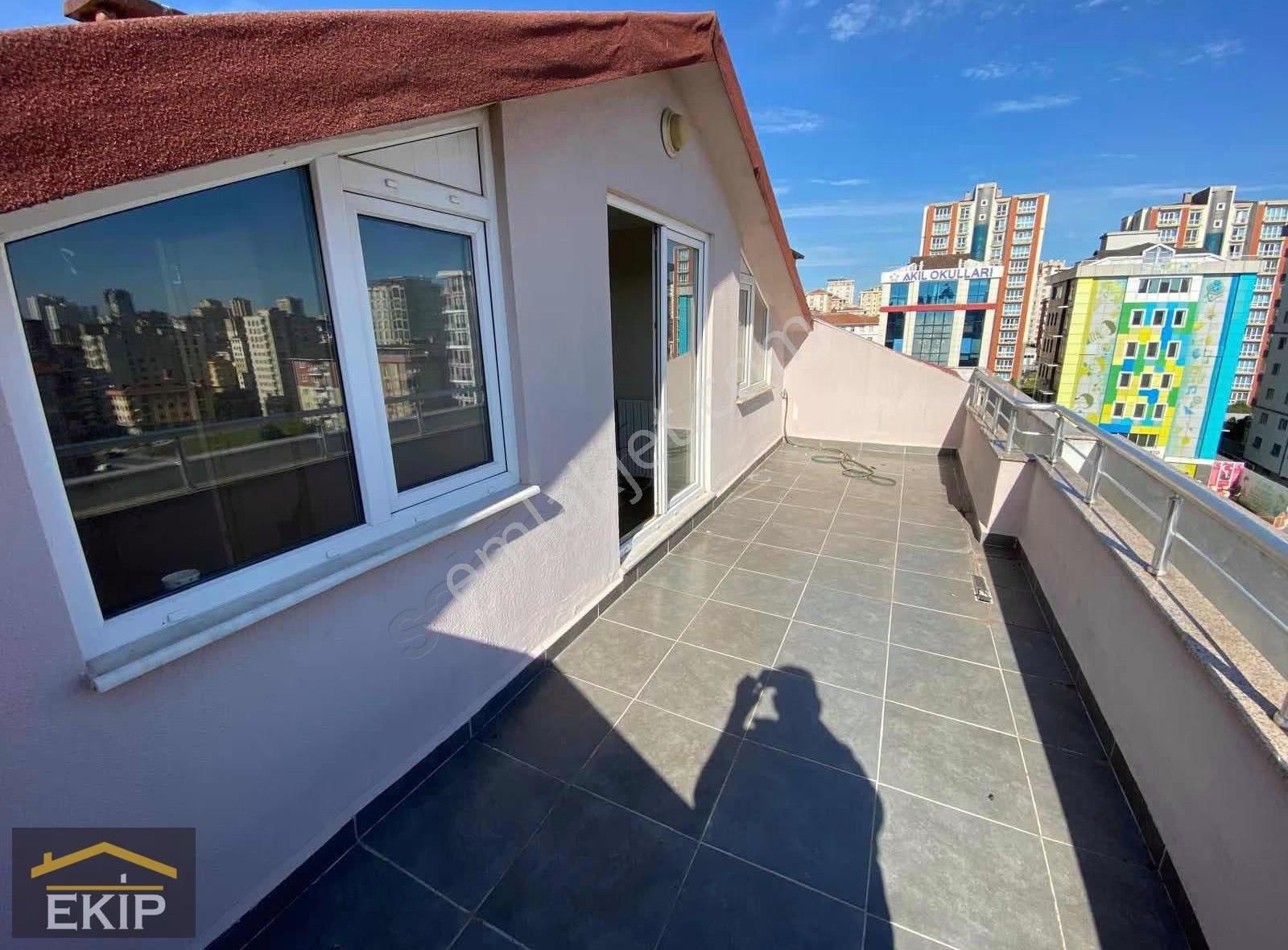 Ekip'den Hatboyu Caddesinde 300 M2 Gerçek 6+1 Teraslı İskanlı - Görsel 18