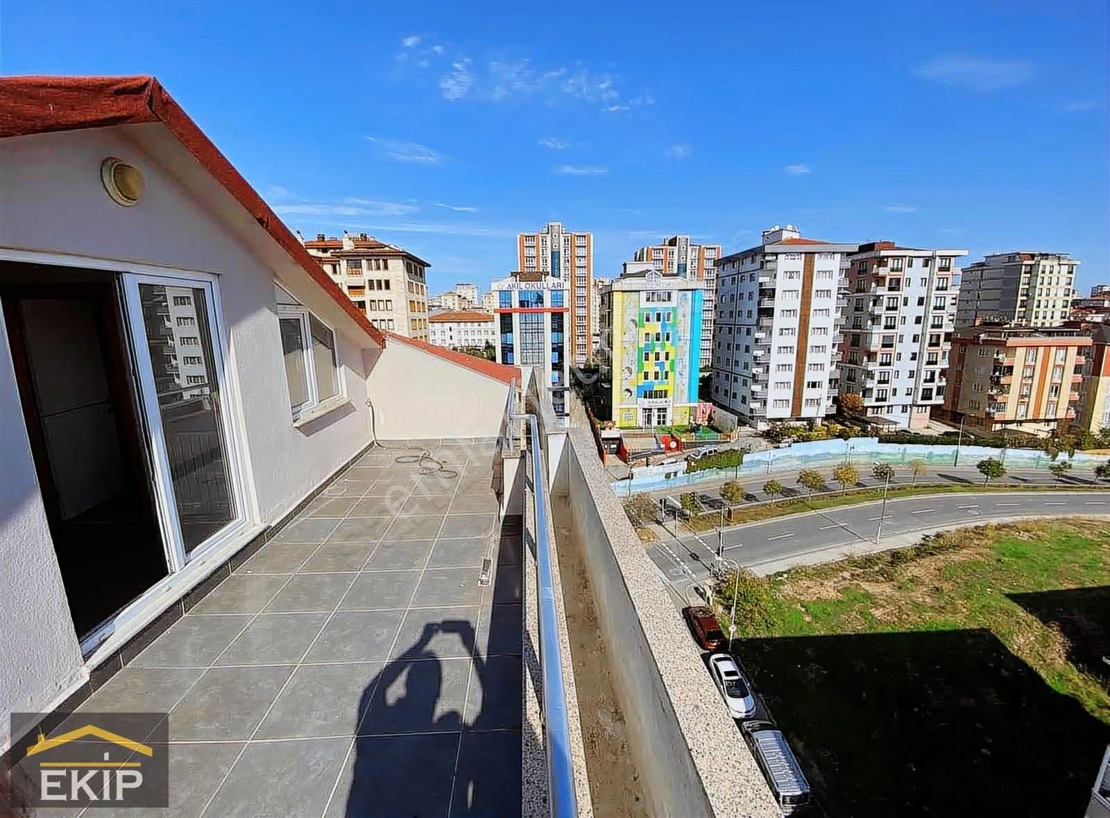 Ekip'den Hatboyu Caddesinde 300 M2 Gerçek 6+1 Teraslı İskanlı - Görsel 12