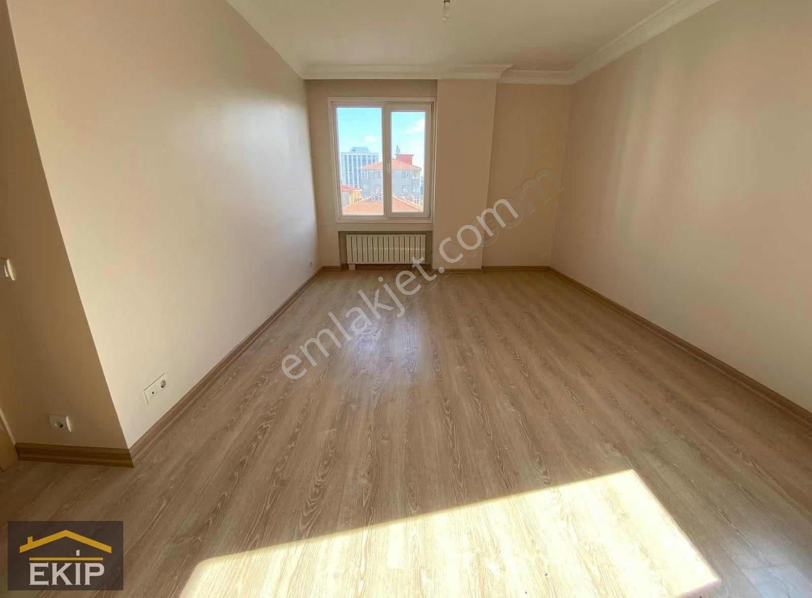 Ekip'den Hatboyu Caddesinde 300 M2 Gerçek 6+1 Teraslı İskanlı - Görsel 2