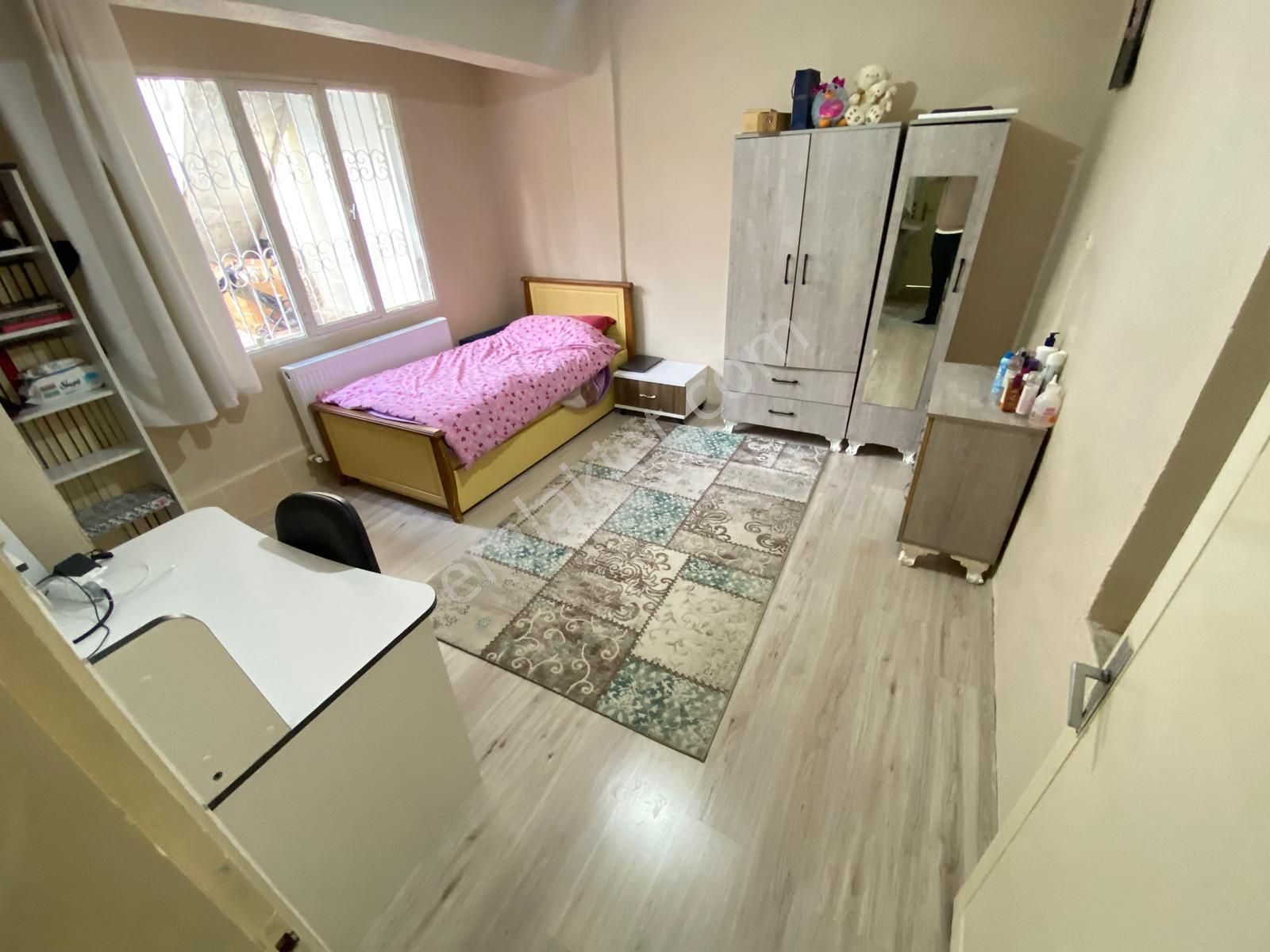 Acill Buca Ufuk Mah.de 3 Katlı 3 Daireli 145m2 Arsa İçerisinde Komple Satılık Müstakil Bina - Görsel 7