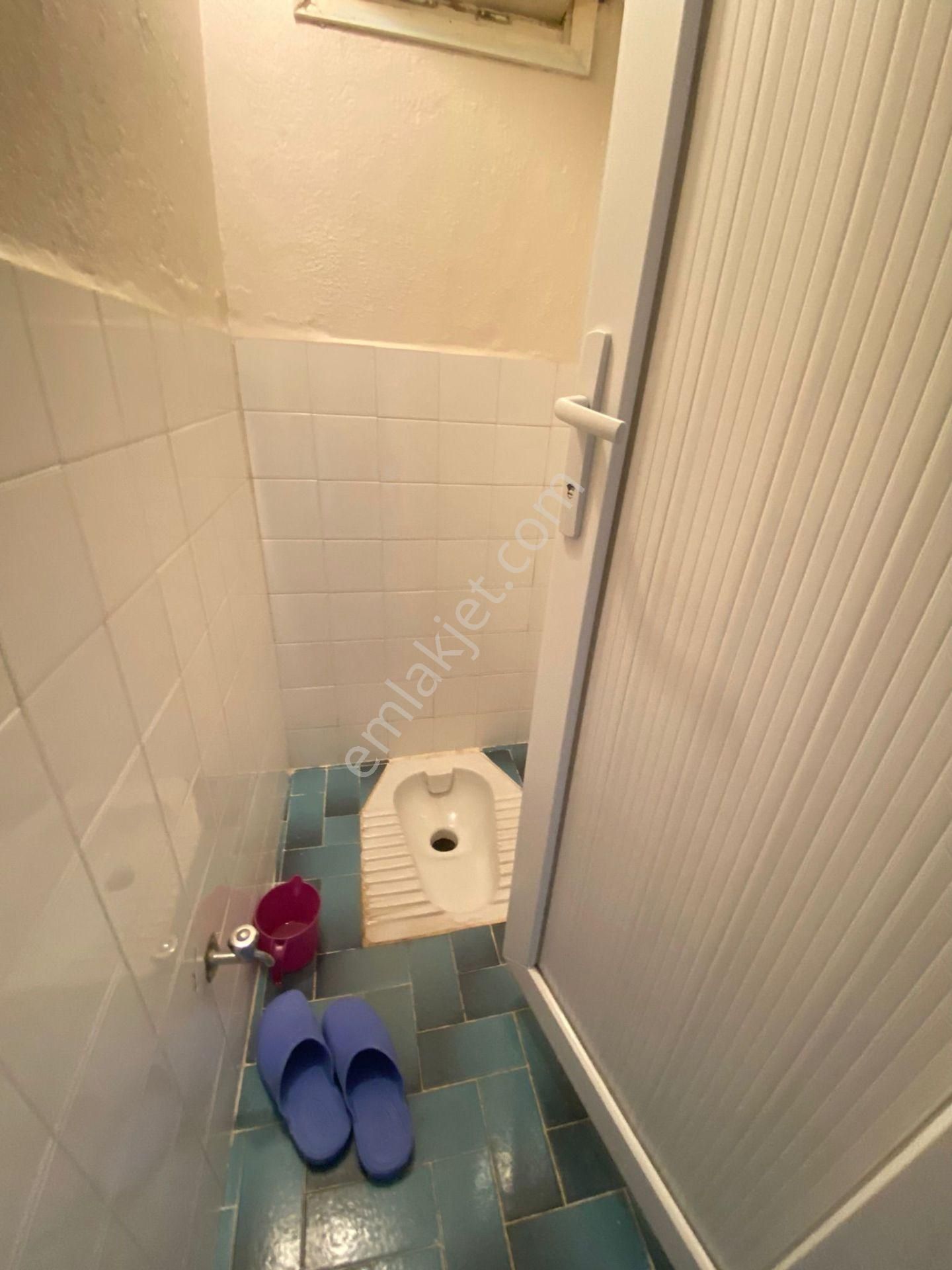 Acill Buca Ufuk Mah.de 3 Katlı 3 Daireli 145m2 Arsa İçerisinde Komple Satılık Müstakil Bina - Görsel 15