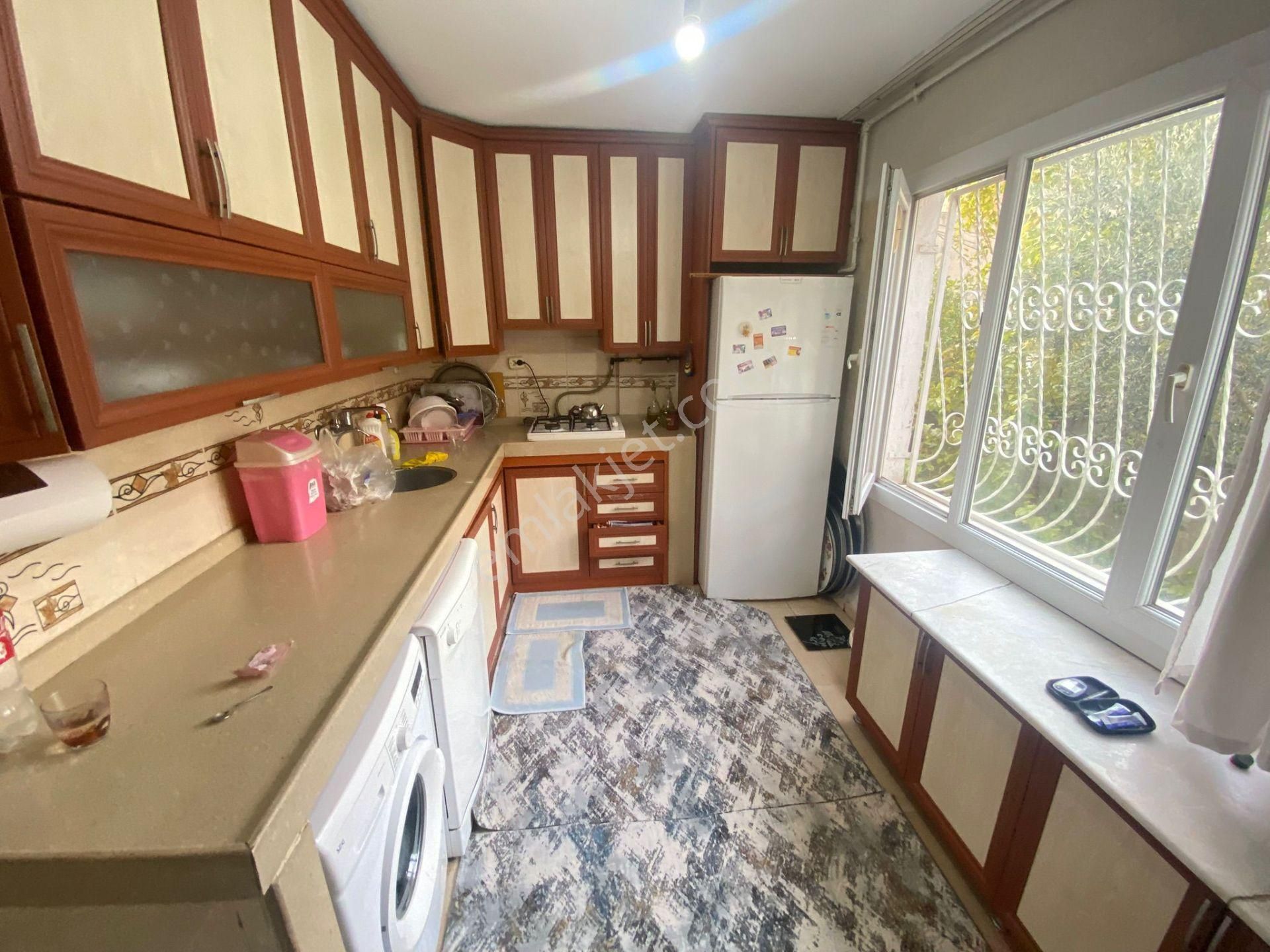 Acill Buca Ufuk Mah.de 3 Katlı 3 Daireli 145m2 Arsa İçerisinde Komple Satılık Müstakil Bina - Görsel 11