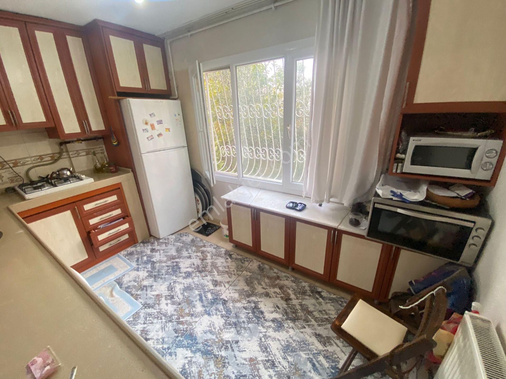 Acill Buca Ufuk Mah.de 3 Katlı 3 Daireli 145m2 Arsa İçerisinde Komple Satılık Müstakil Bina - Görsel 12