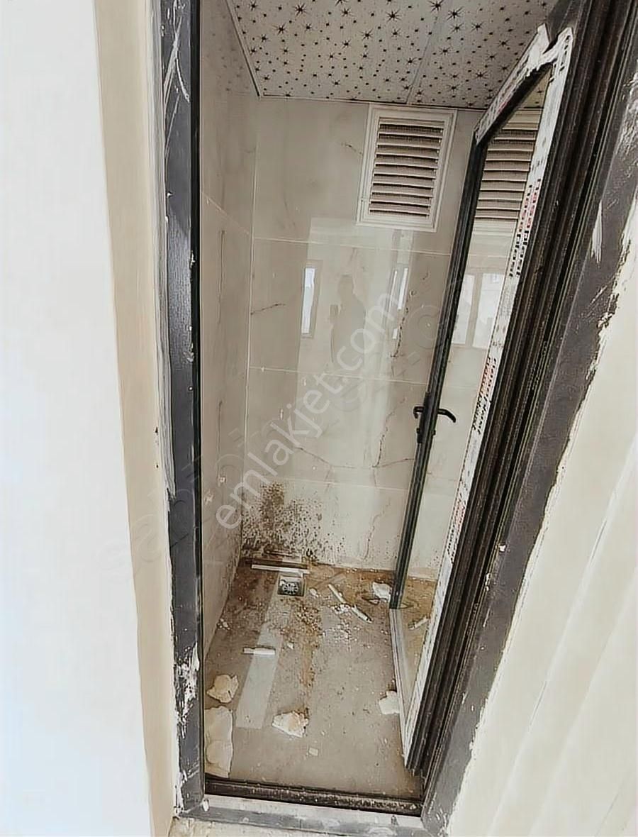 Seyran Emlaktan Satılık Sıfır 2.5+1 Giriş Kat Daire - Görsel 12